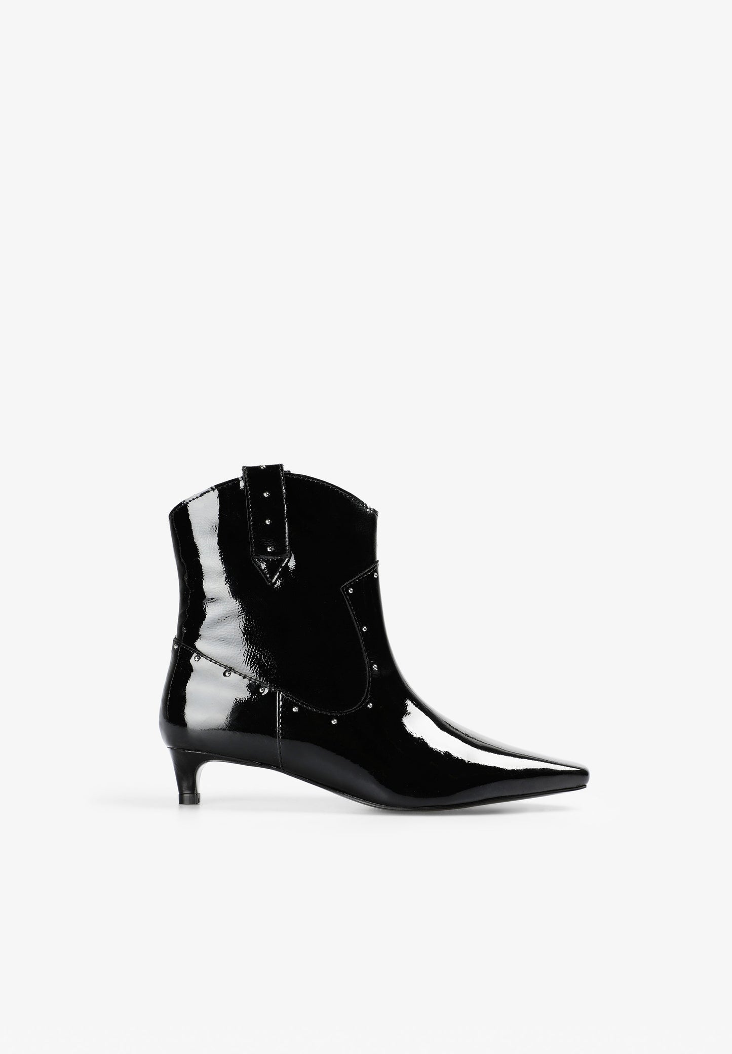 LEATHER BOOTS WITH STUDS