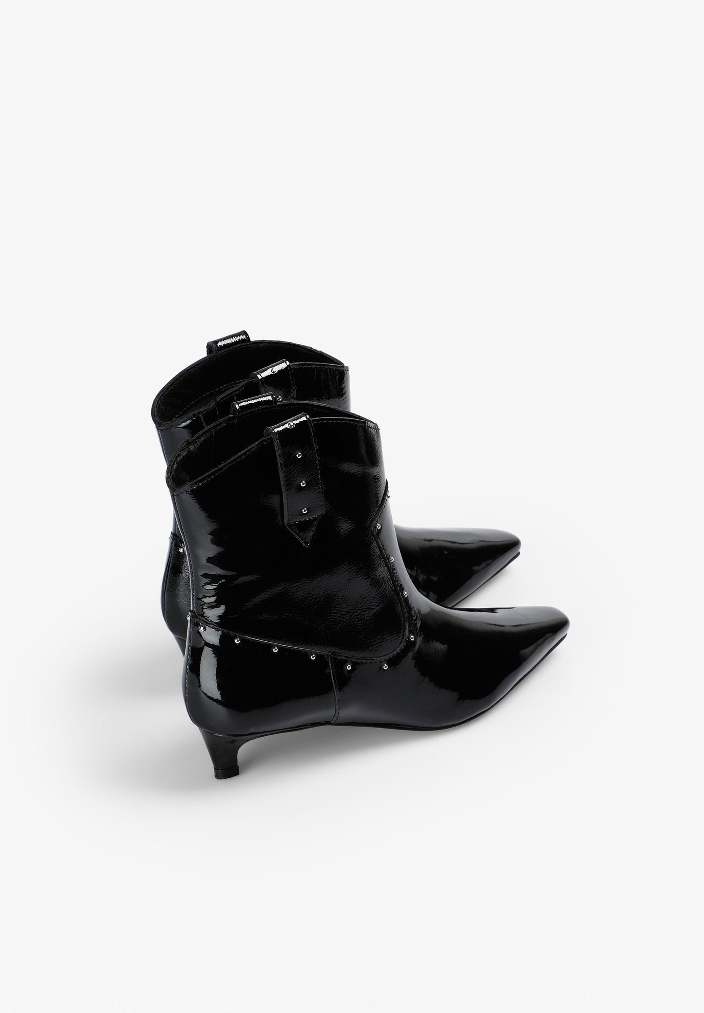 LEATHER BOOTS WITH STUDS