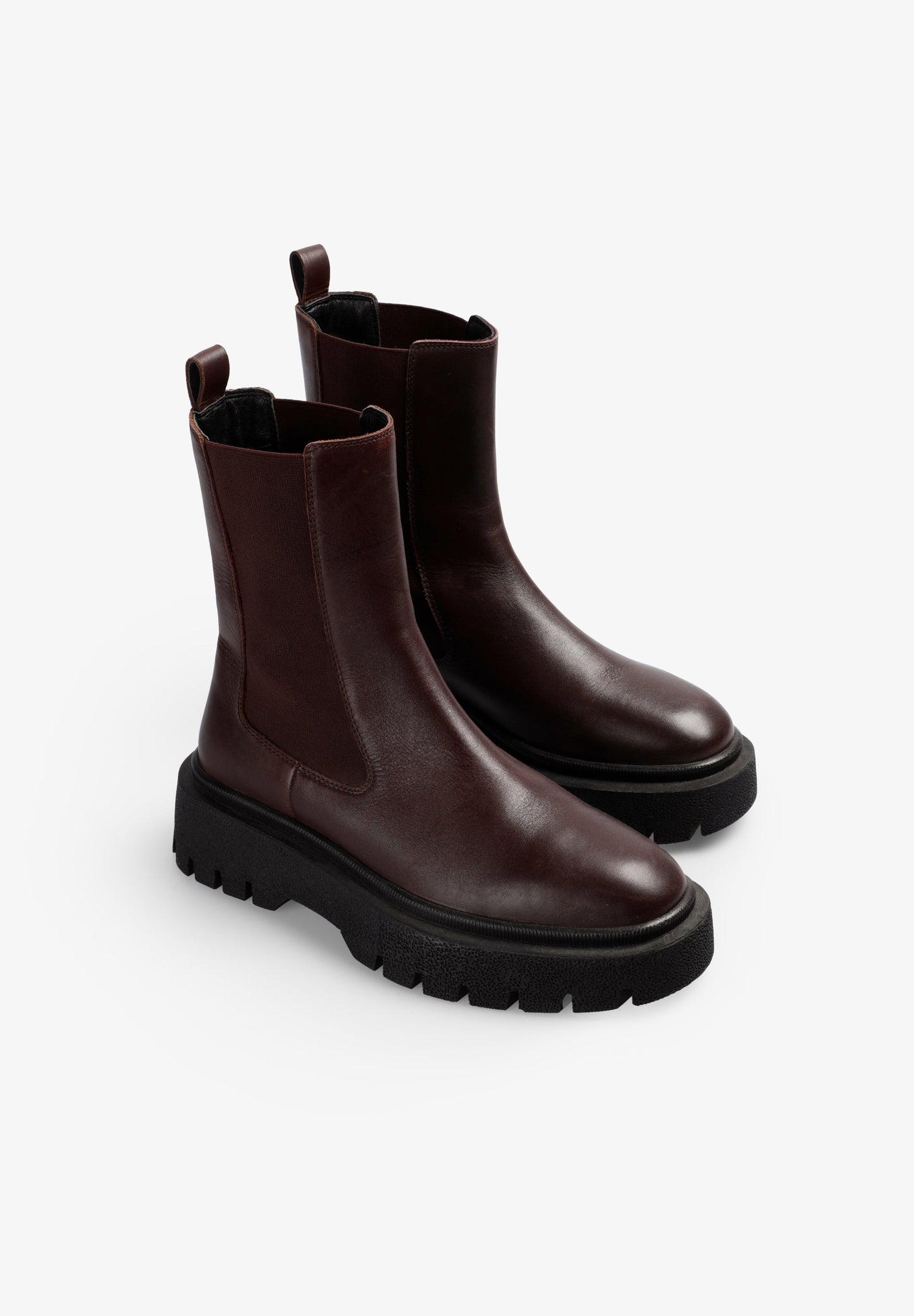BURGUNDY LEATHER CHELSEA BOOTS