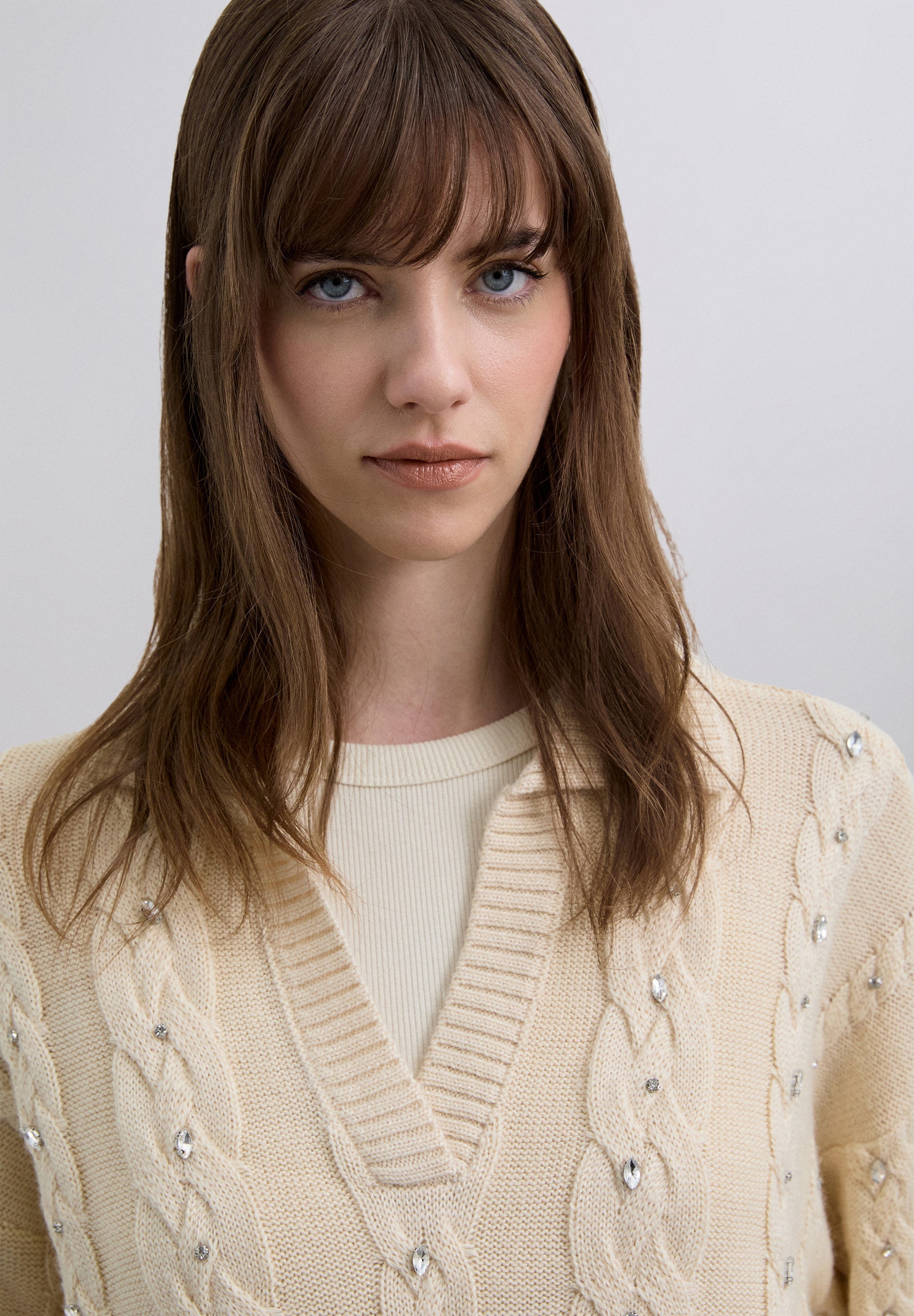 CABLE KNIT POLO SWEATER WITH RHINESTONES