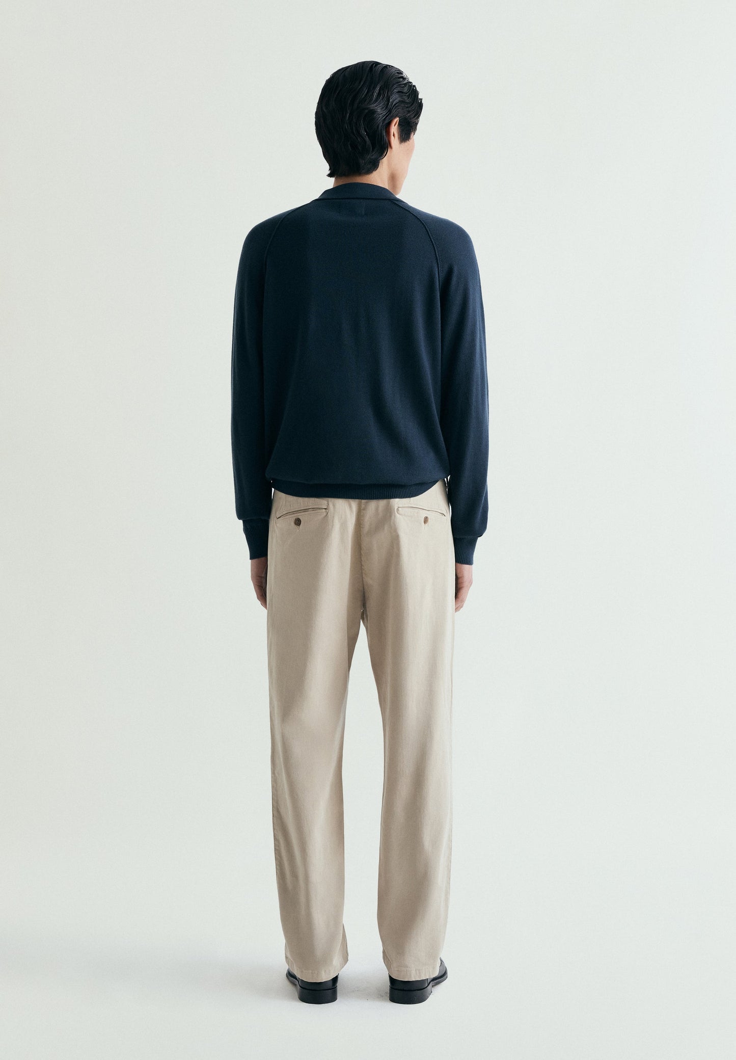 CHINO TROUSERS WITH DARTS