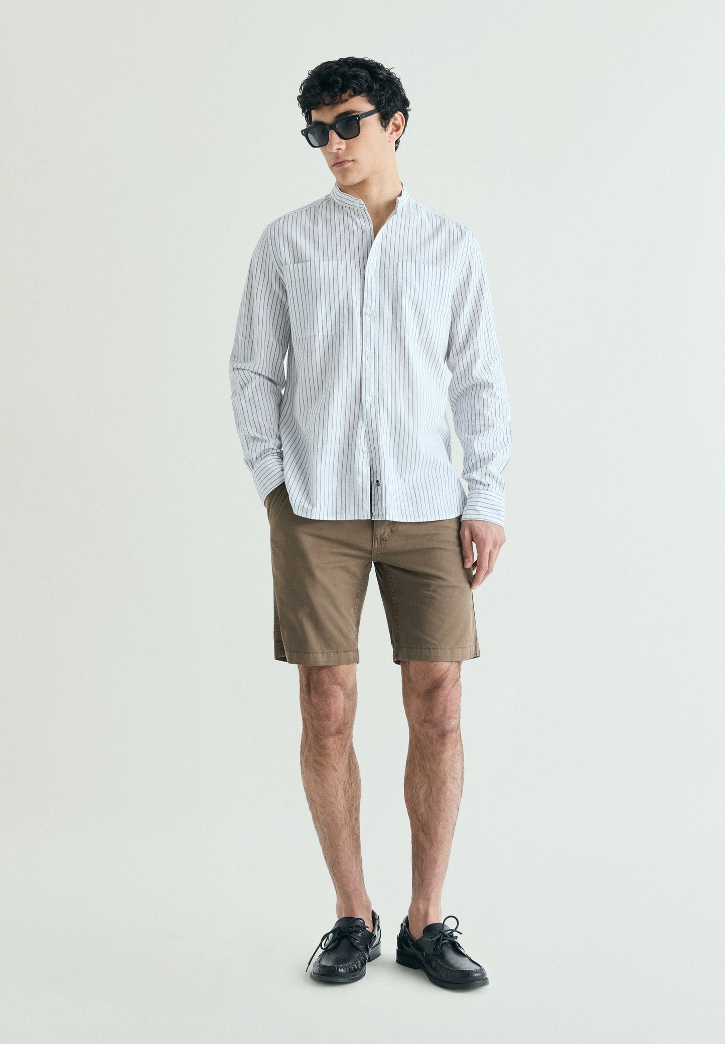 BASIC ORGANIC COTTON BERMUDA SHORTS
