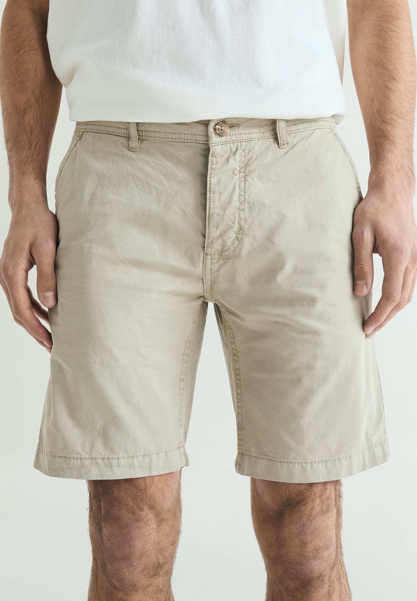 BASIC ORGANIC COTTON BERMUDA SHORTS