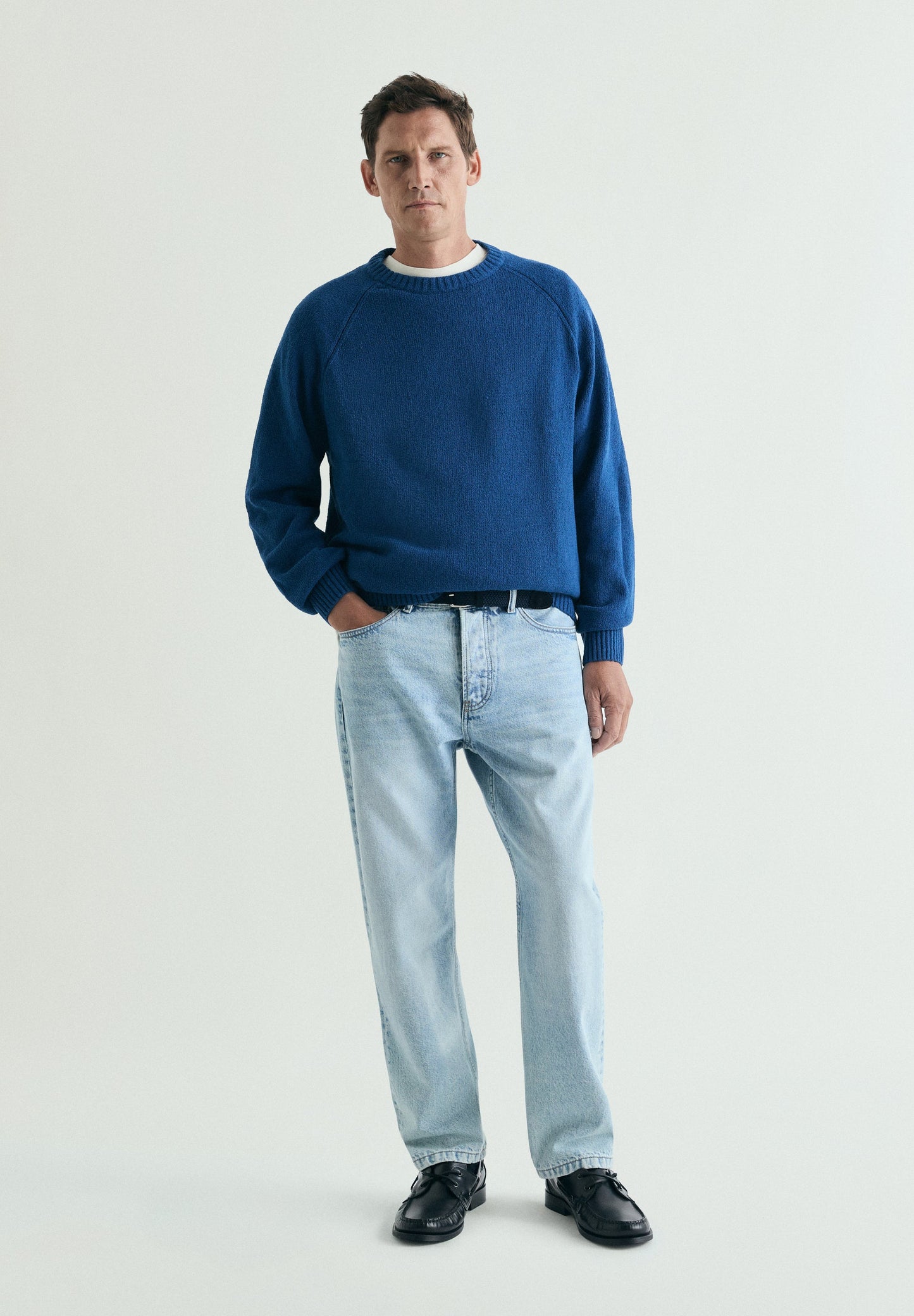 FINE KNIT SWEATER