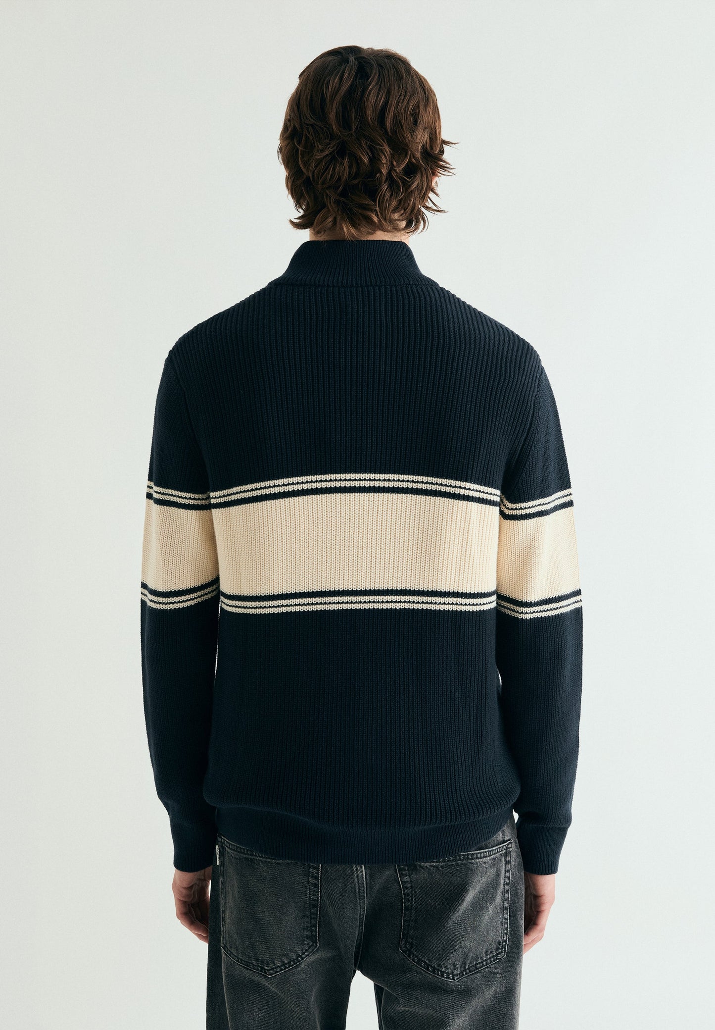 HIGH NECK KNIT SWEATER