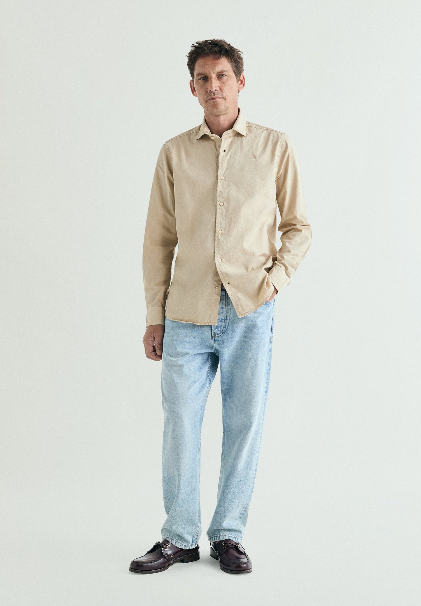 REGULAR FIT EMBROIDERED SHIRT