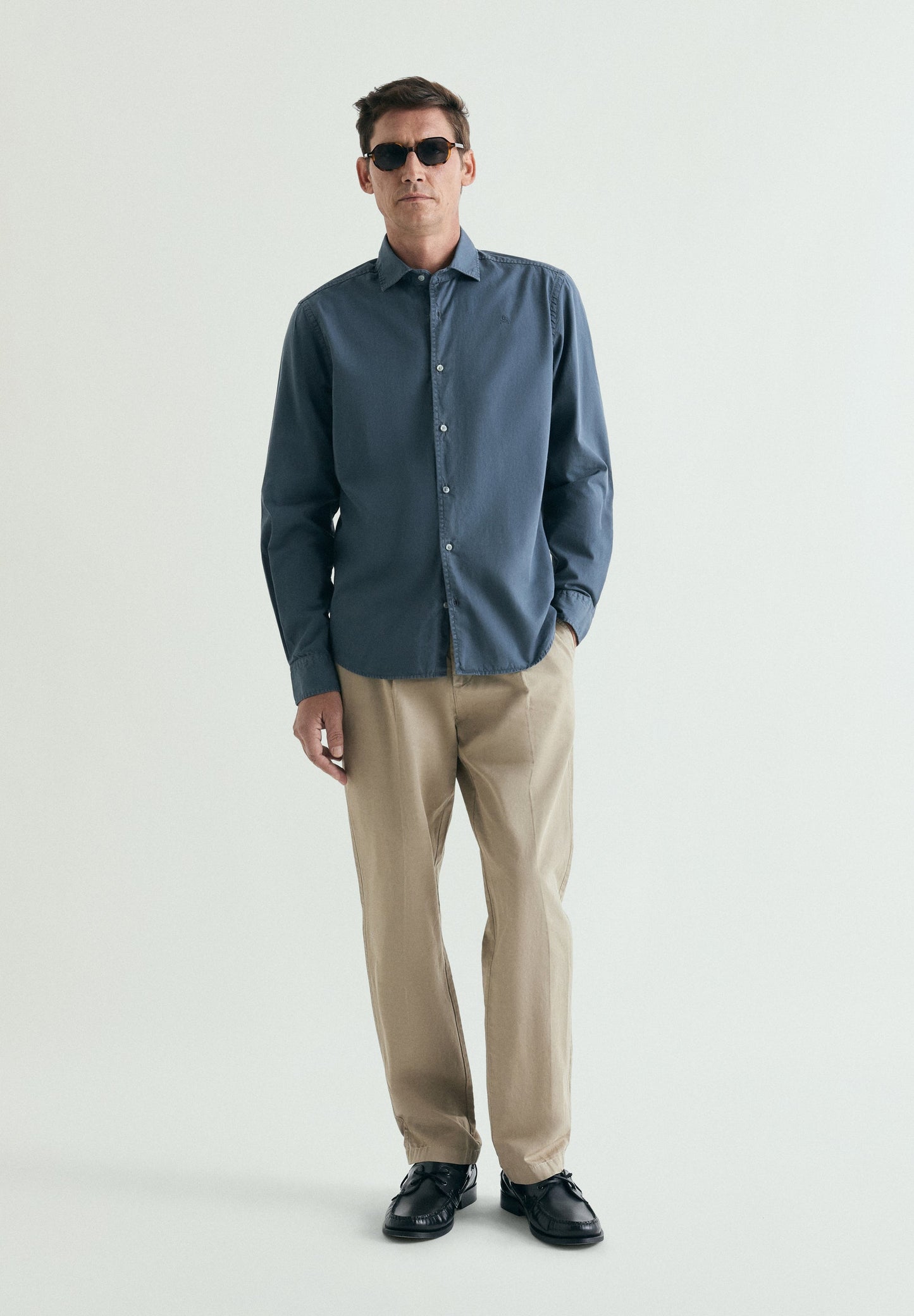 REGULAR FIT EMBROIDERED SHIRT