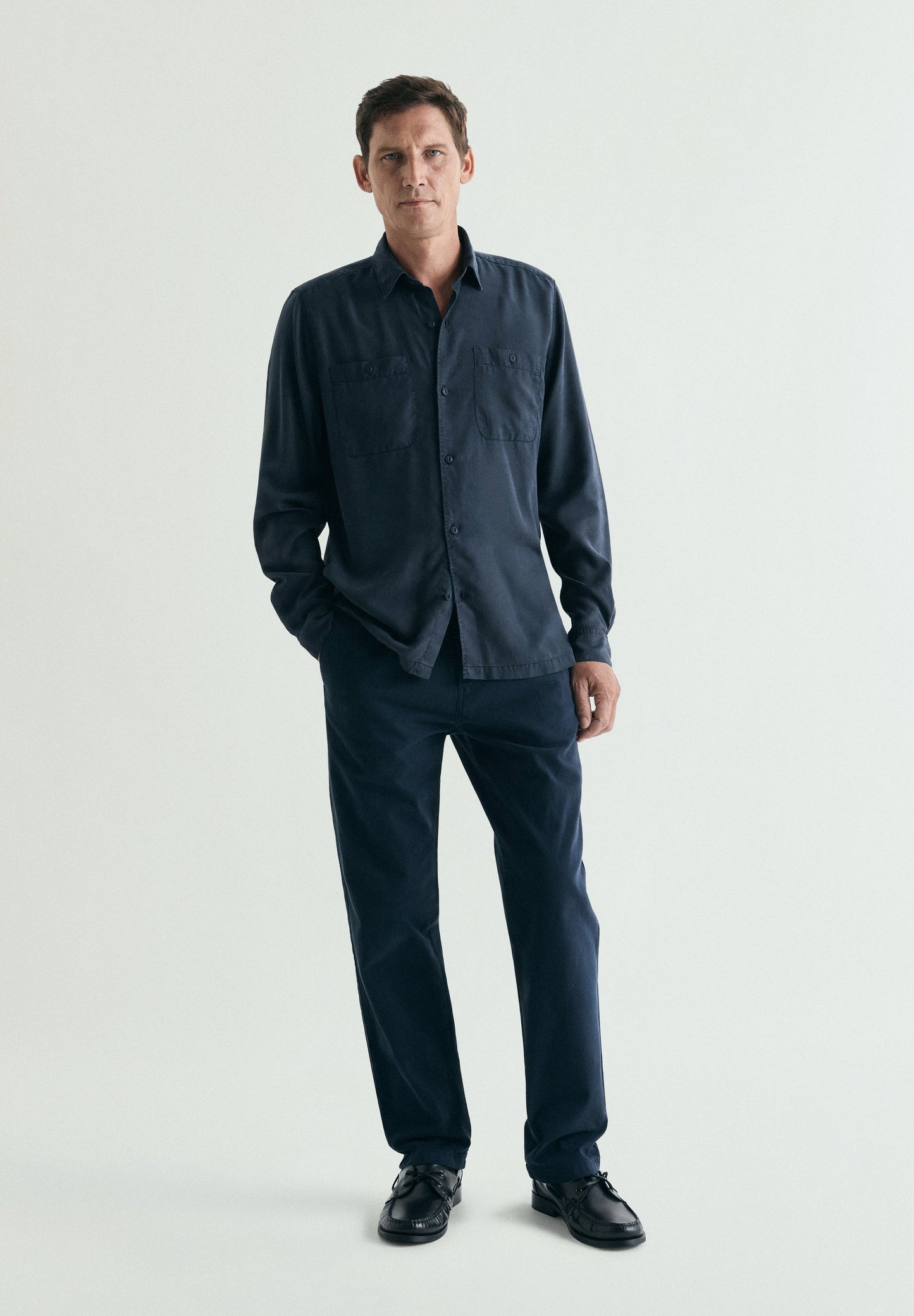 FRONT POCKET SHIRT