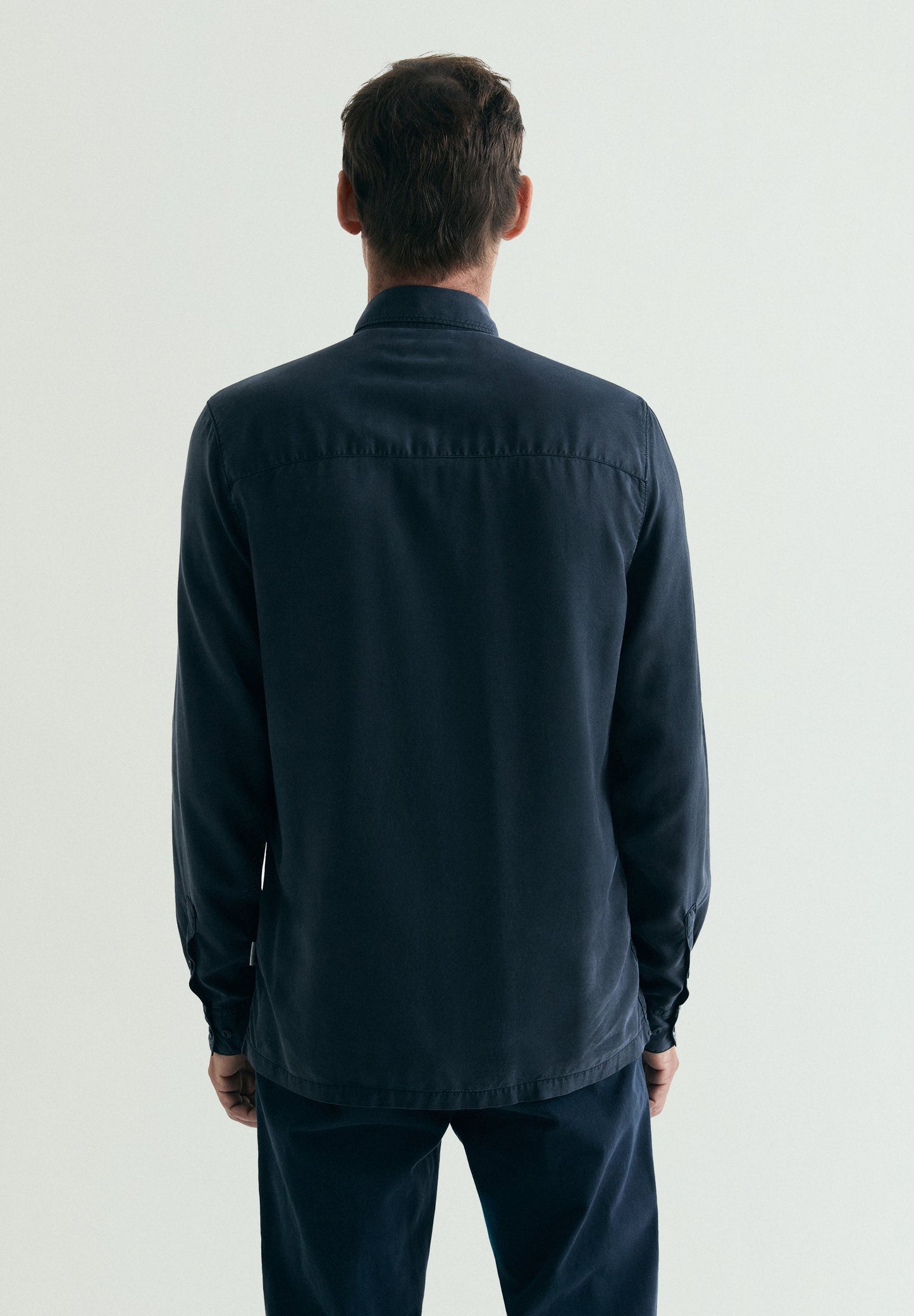 FRONT POCKET SHIRT