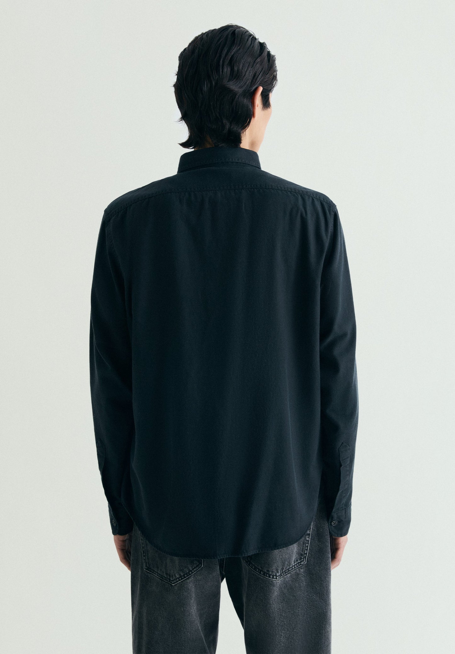 PLAIN OVERSHIRT WITH POCKETS