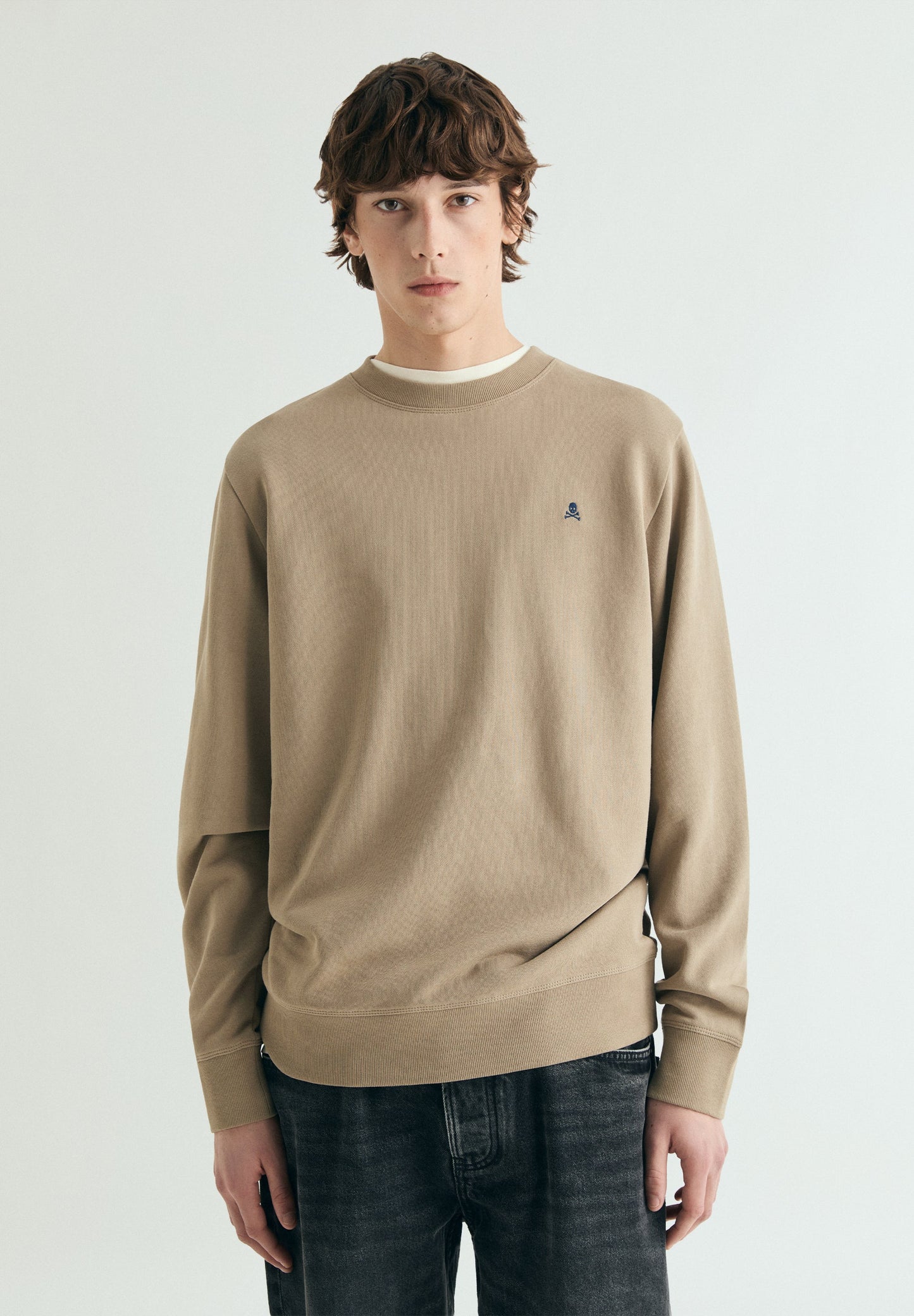 SUDADERA BORDADA CONTRASTE - Scalpers