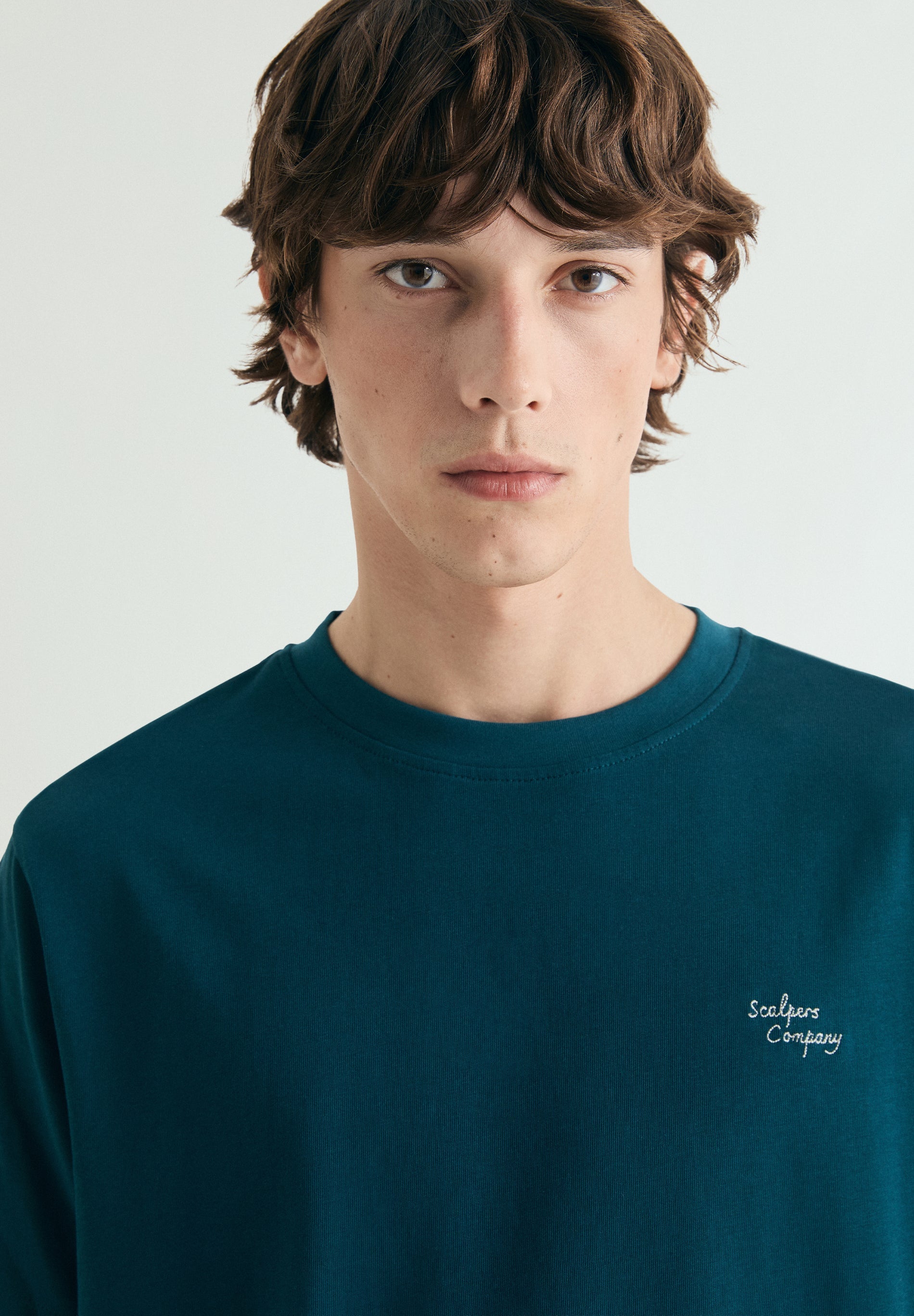 MEDIUM WEIGHT EMBROIDERED T-SHIRT