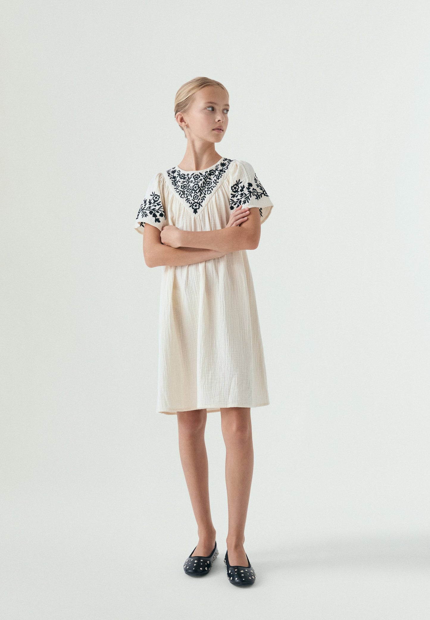 CONTRAST EMBROIDERED DRESS