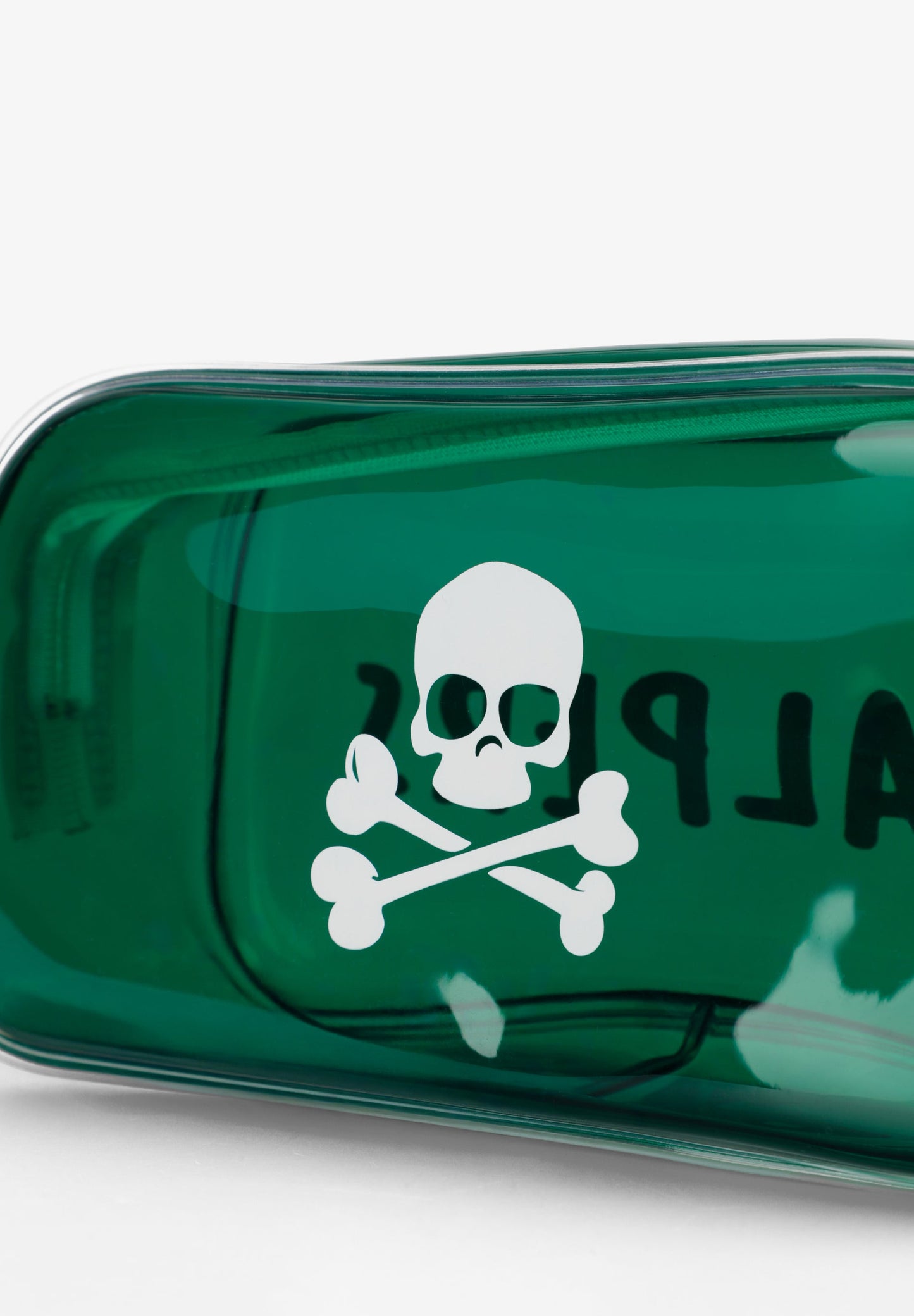 TOILETRY BAG WITH TRAVEL SET