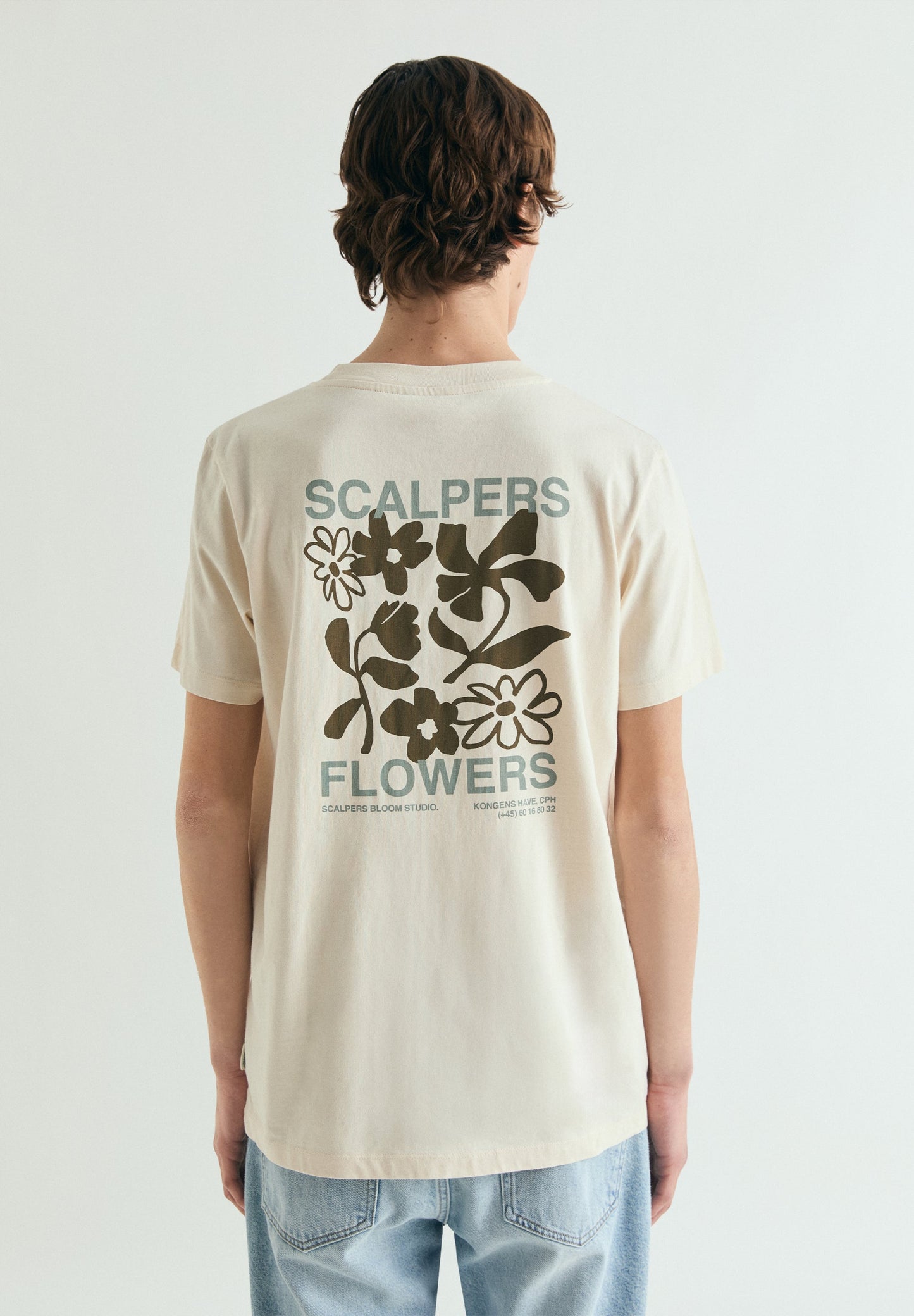 SCFLOWERS TEE