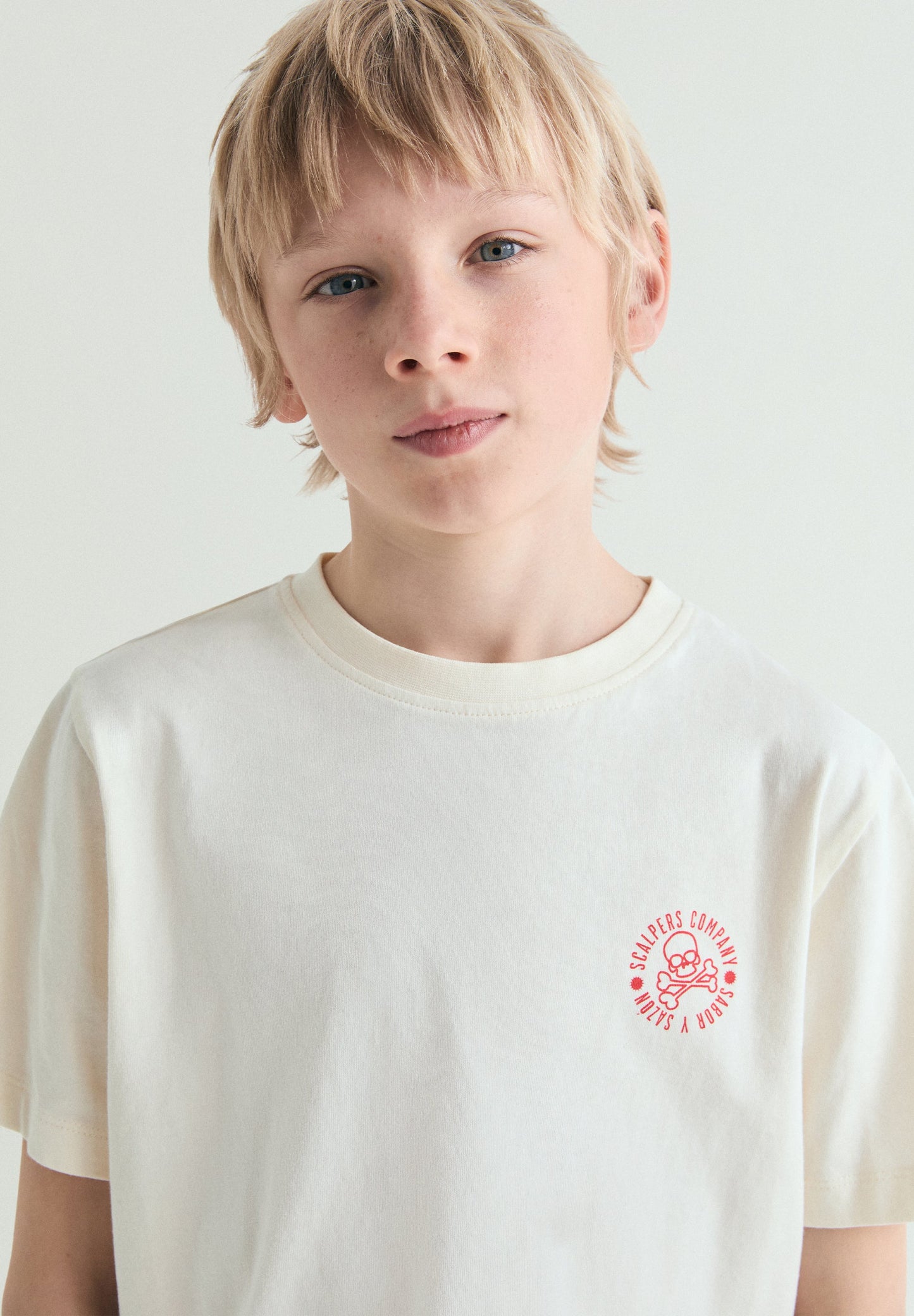 CONTRAST PRINT T-SHIRT