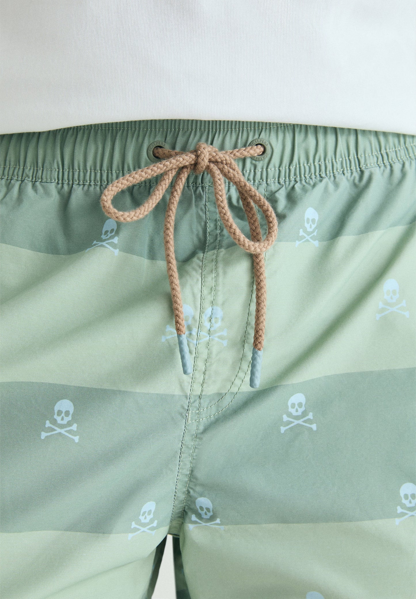 SKULL AND STRIPES SWIMMING TRUNKS