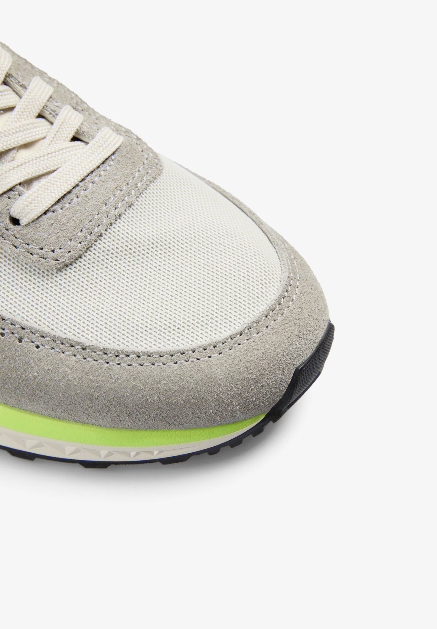 CONTRAST LIME RETRO SNEAKERS