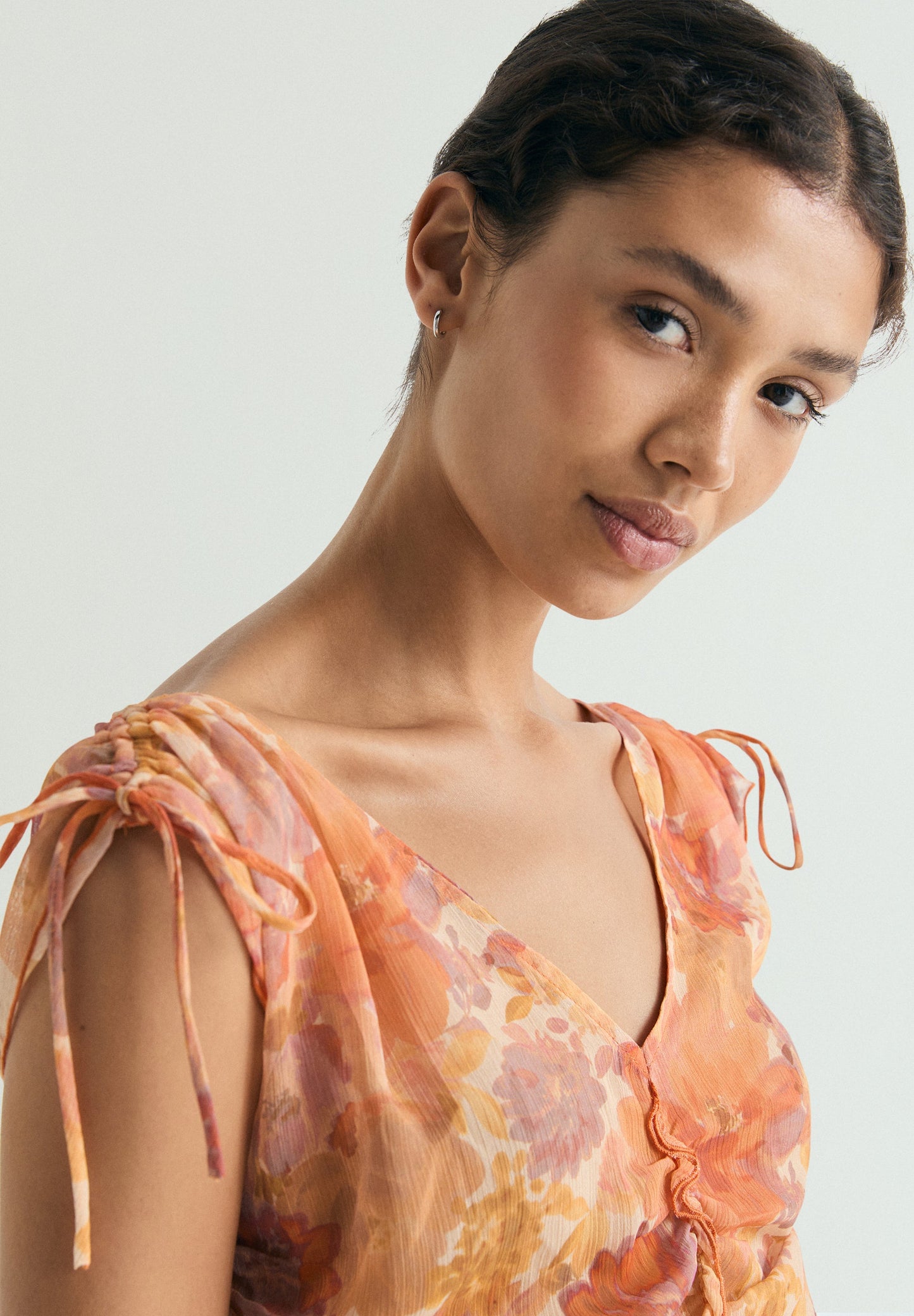 FLORAL GATHERED BLOUSE
