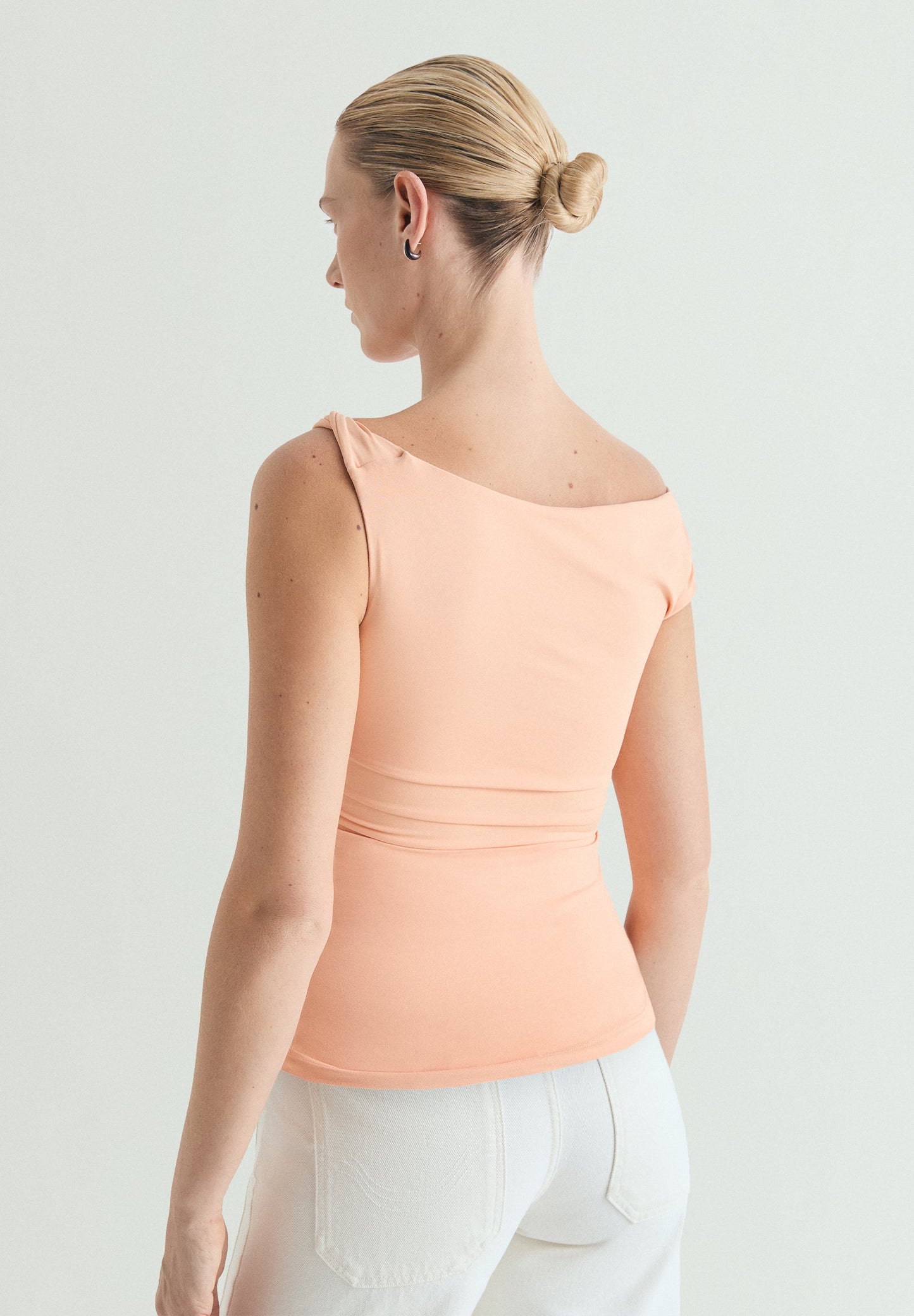 ASYMMETRIC DRAPED T-SHIRT