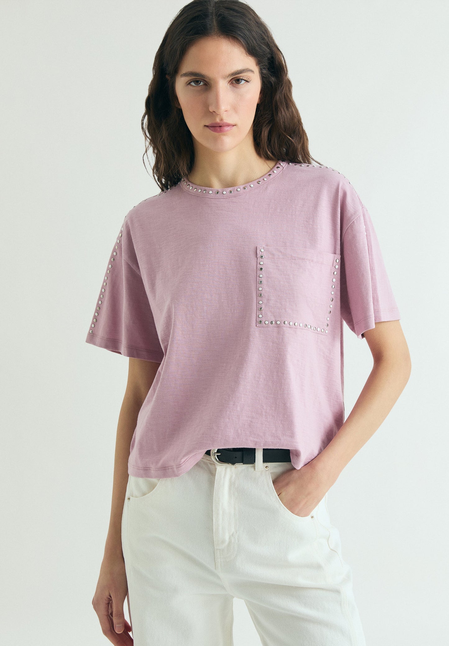 STUDDED T-SHIRT WITH POCKET
