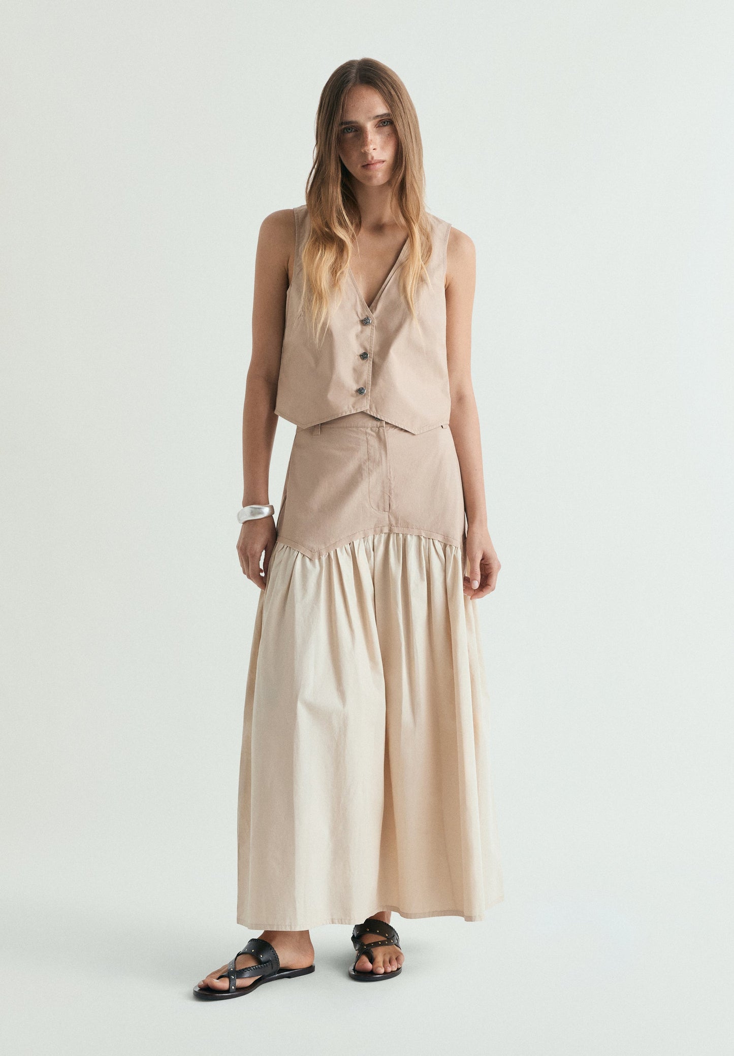 CONTRAST WAISTCOAT