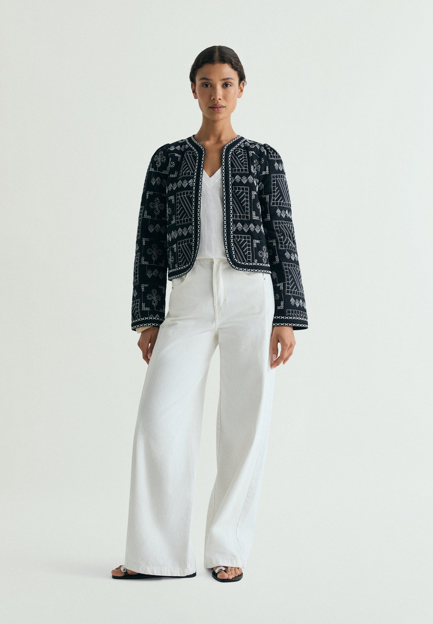 EMBROIDERED PUFFER JACKET