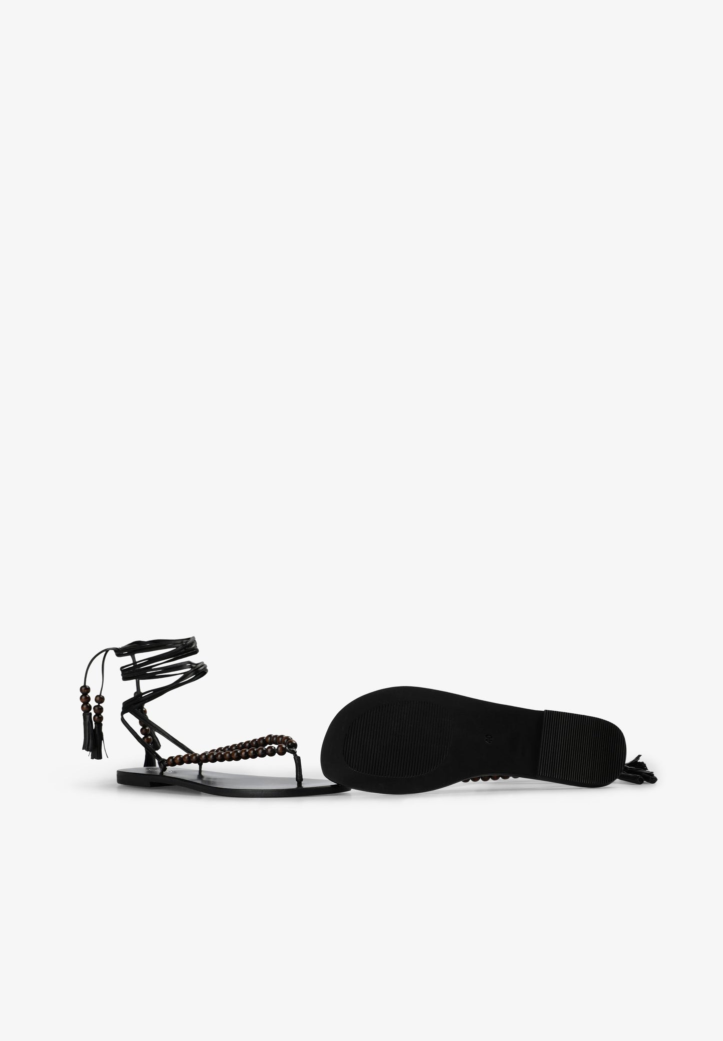 LEATHER SANDALS WITH BEADS