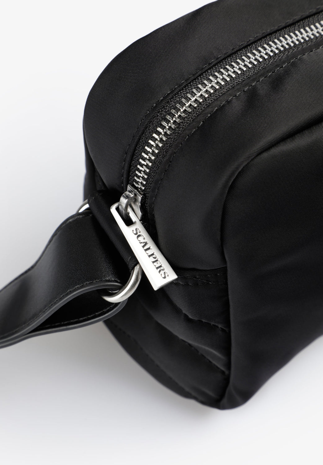 BOLSO BANDOLERA ACOLCHADO - Scalpers