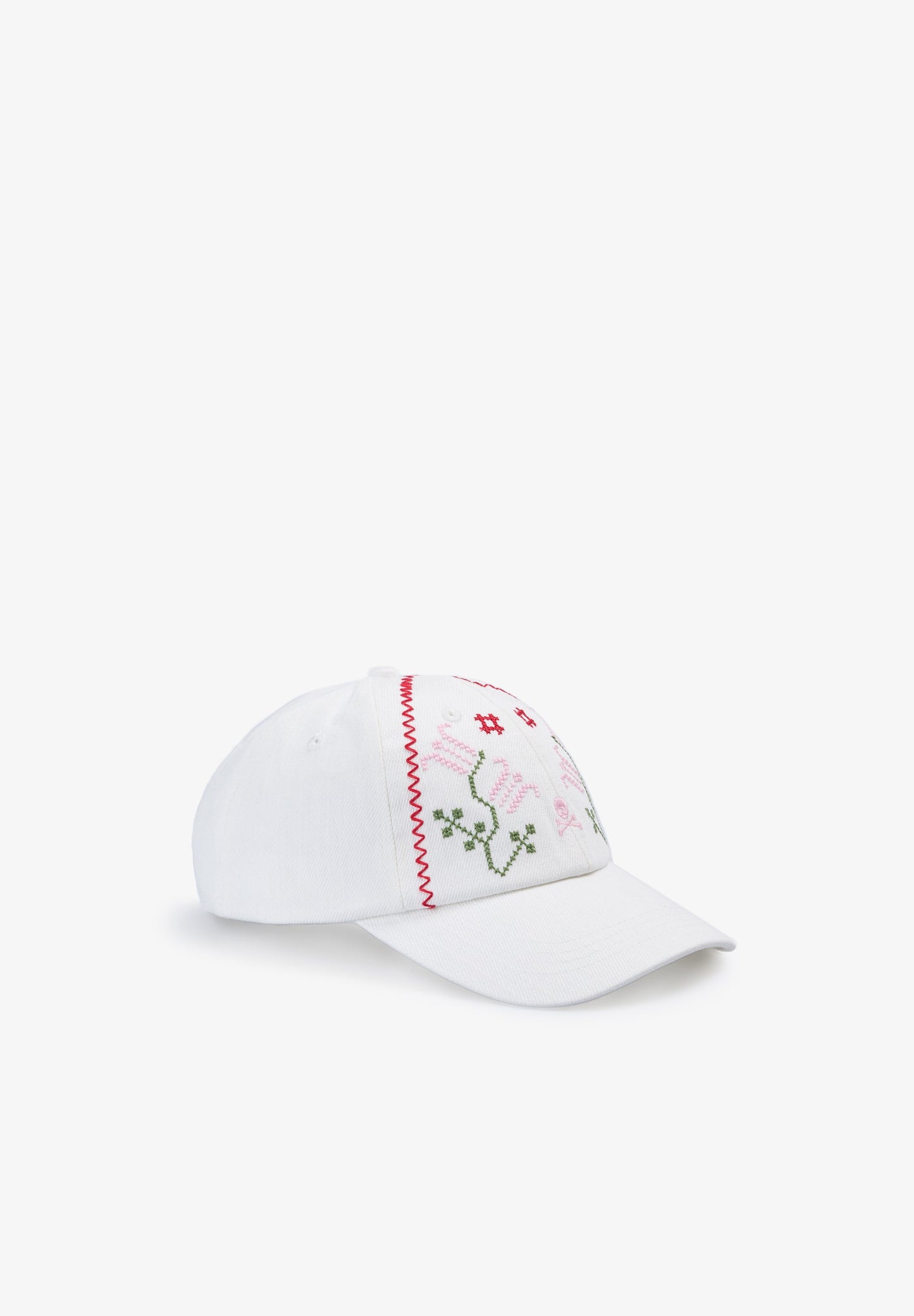 CAP WITH EMBROIDERED DETAILS
