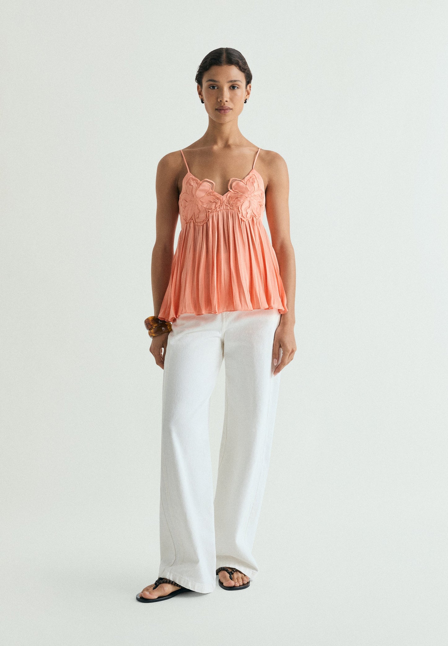 TOP WITH FLORAL DETAIL