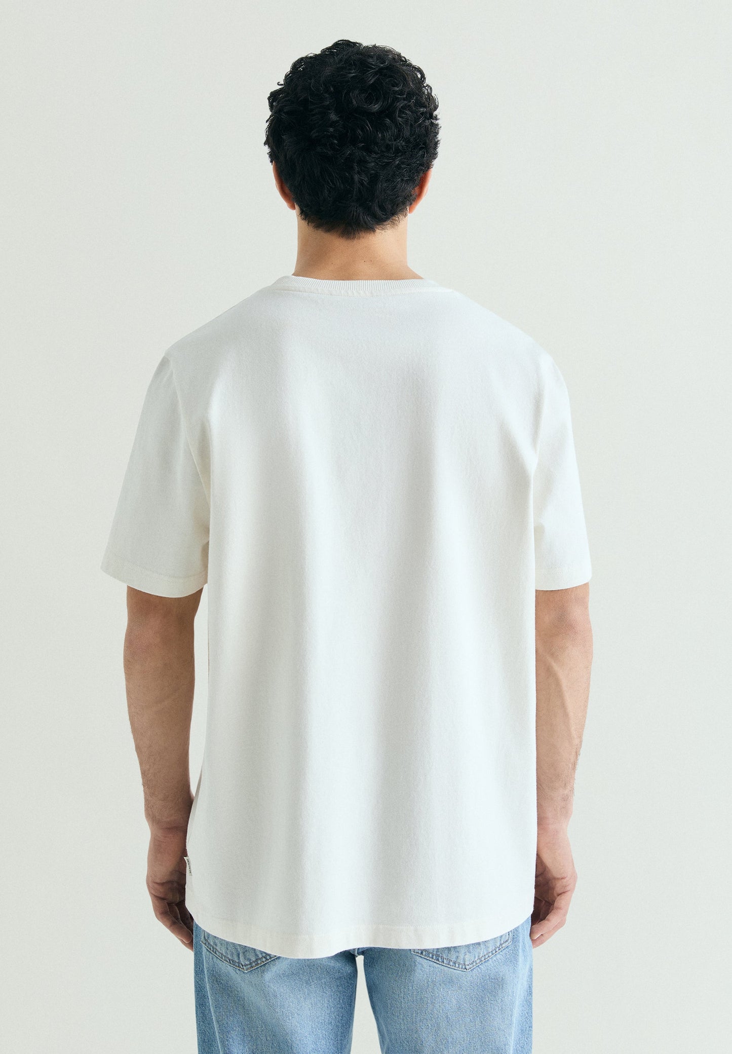 HEAVYWEIGHT T-SHIRT WITH POCKET