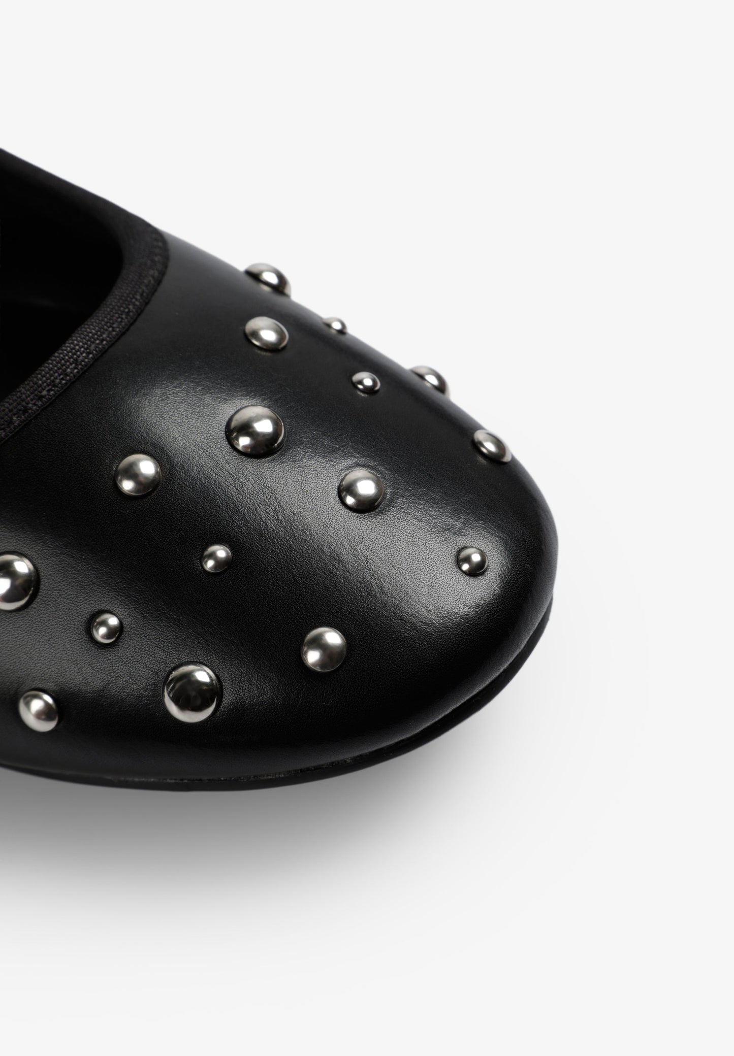 LEATHER BALLET FLATS WITH STUDS