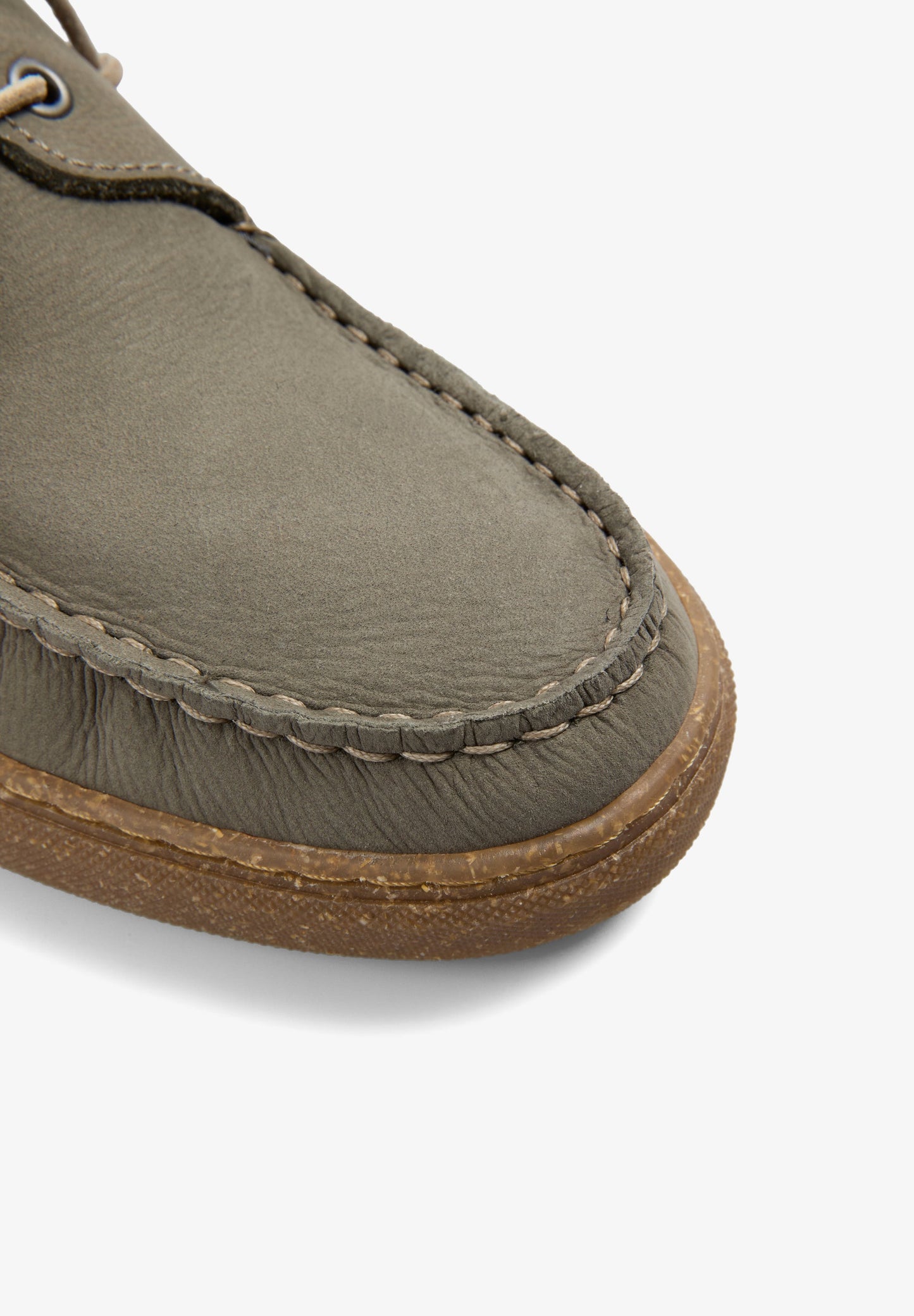 100% RECYCLED LEATHER BOAT SHOES