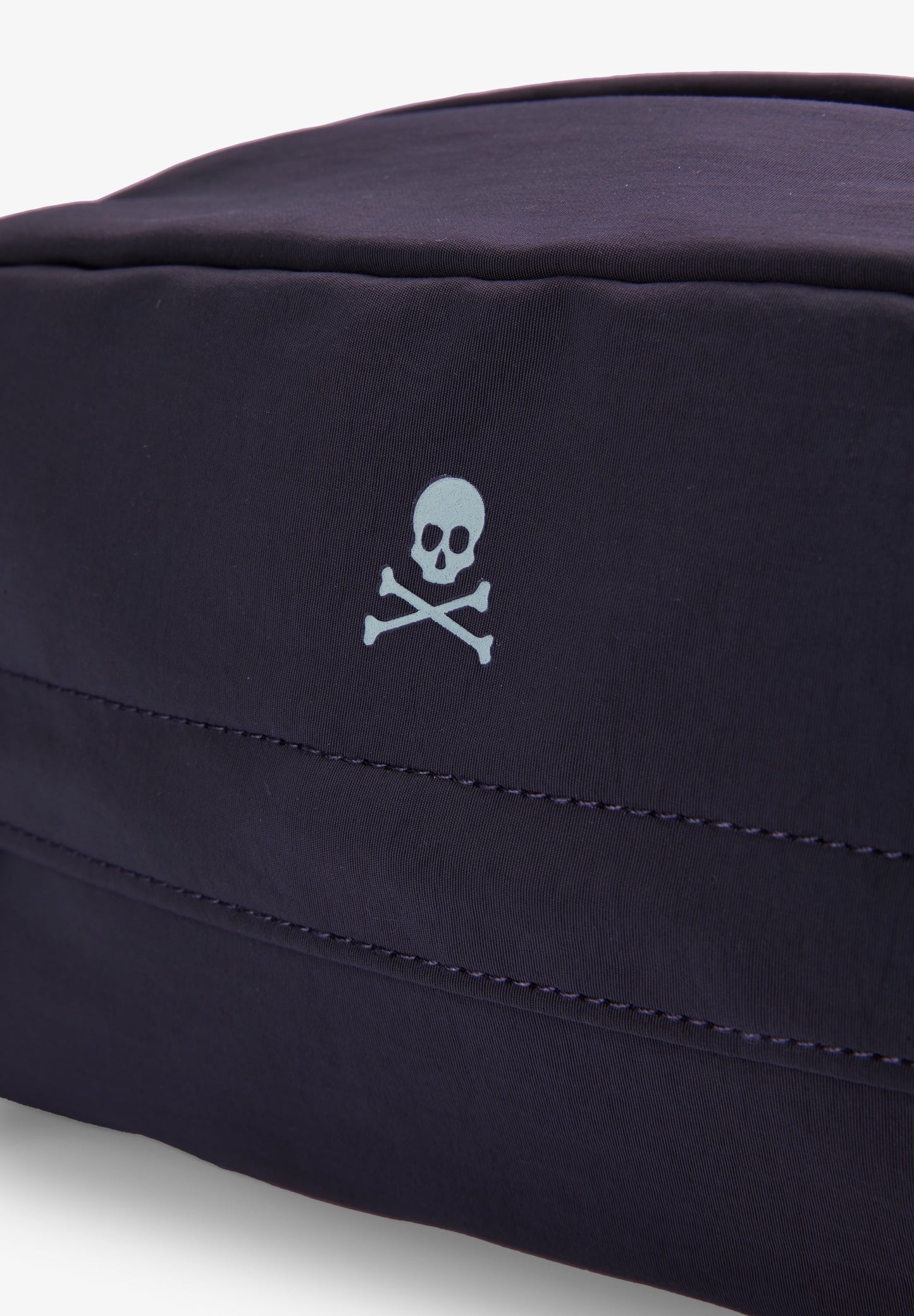 FRONT POCKET TOILETRY BAG