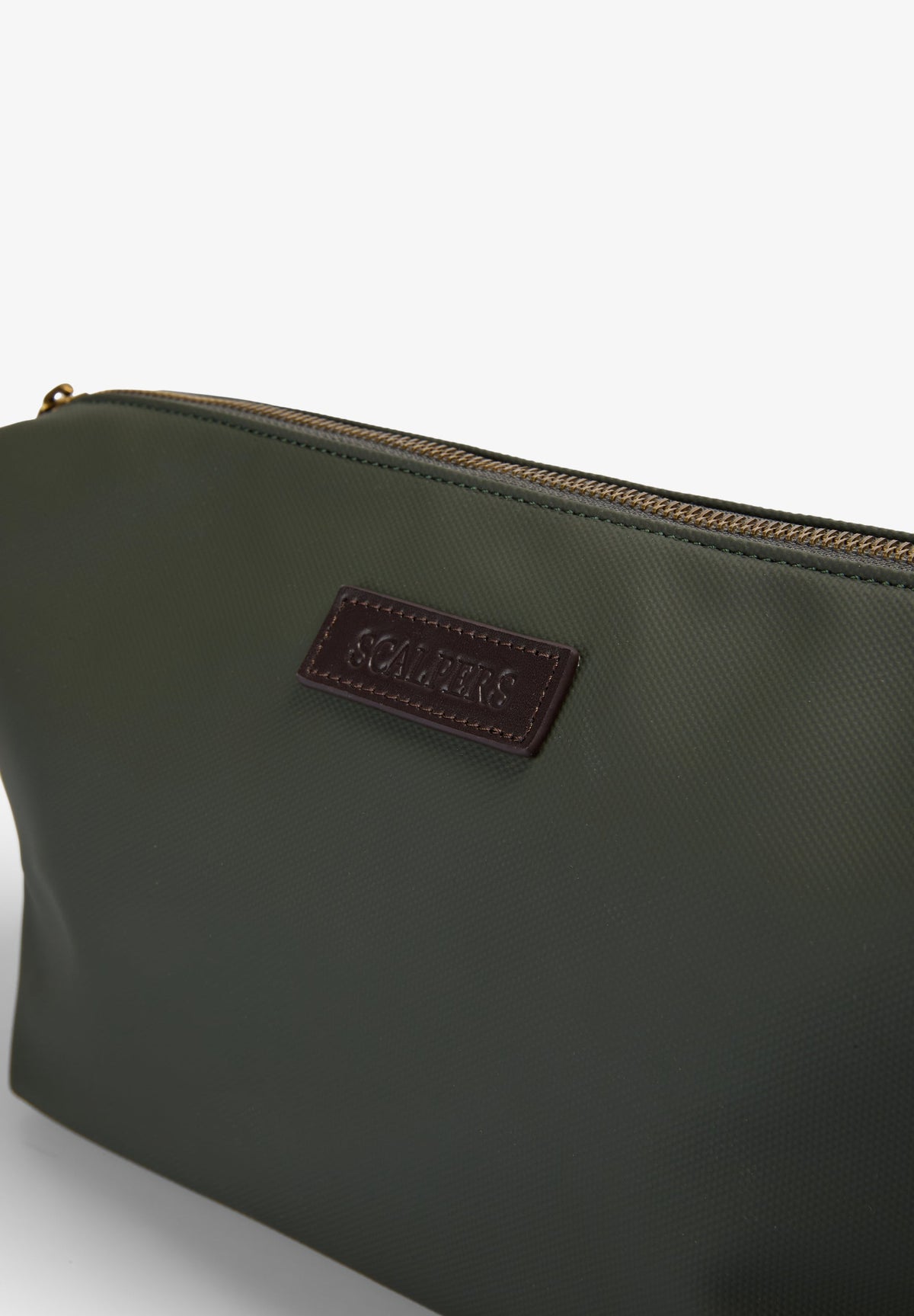 WAXED TRAVEL TOILETRY BAG