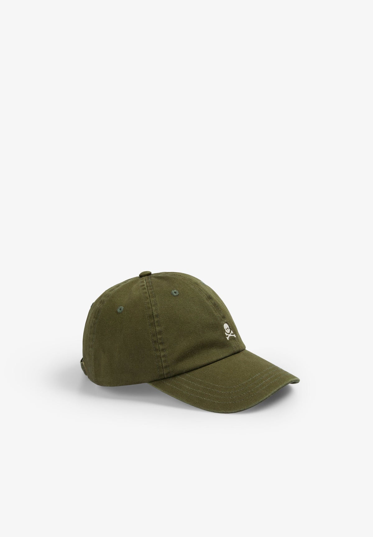 EMBROIDERED SKULL CAP