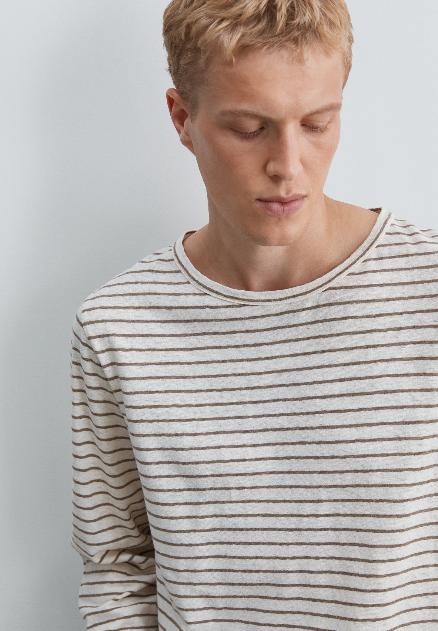 COTTON AND LINEN STRIPED T-SHIRT