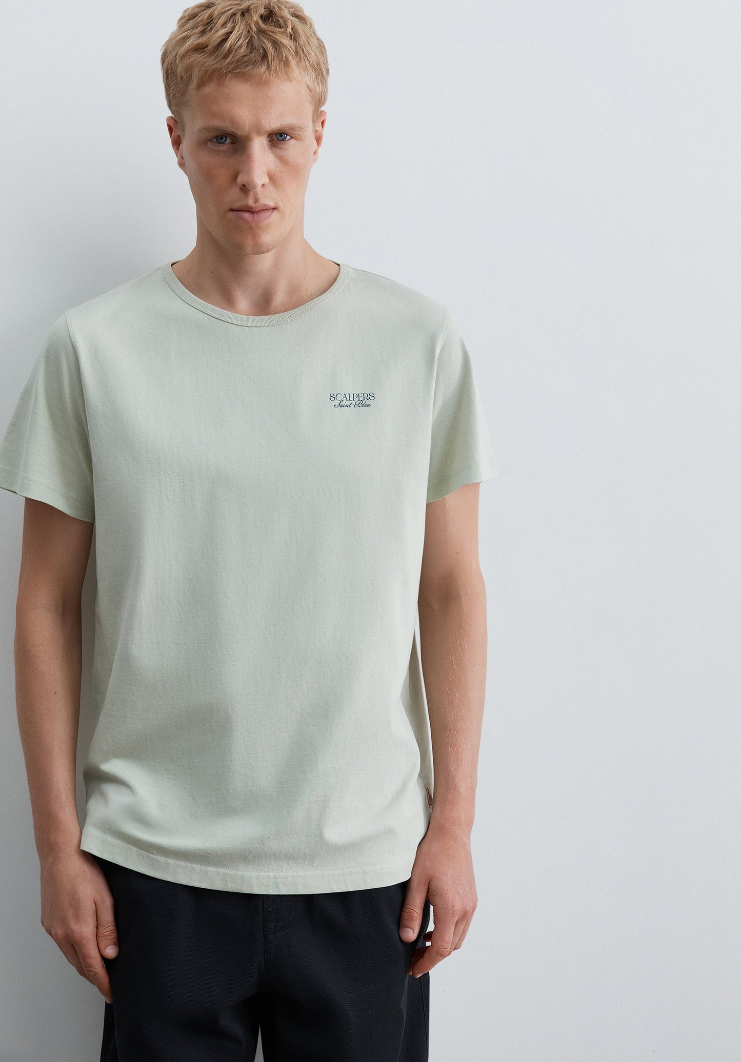 CONTRAST PRINT T-SHIRT