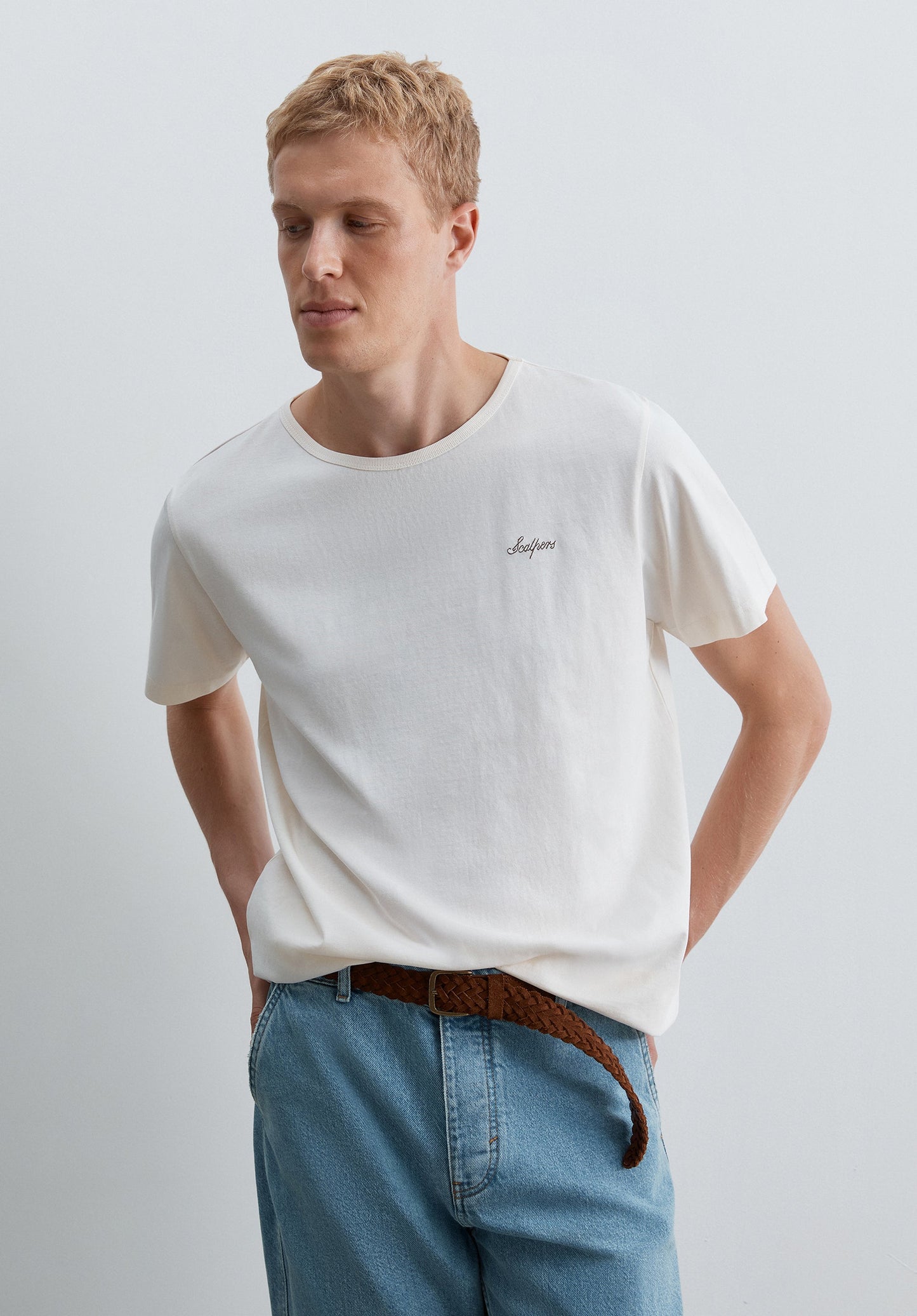 SHORT SLEEVE T-SHIRT WITH EMBROIDERED LOGO