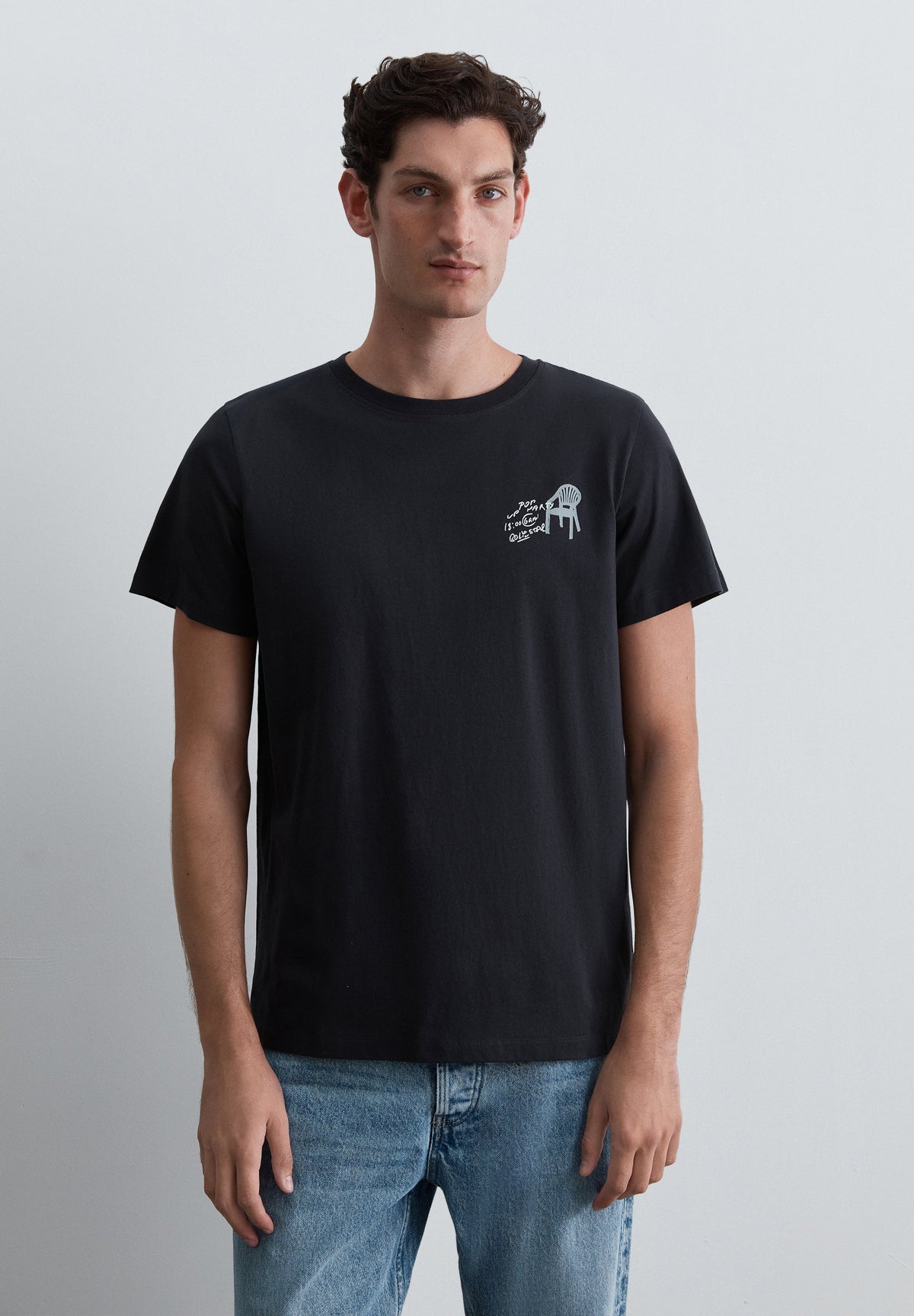 REGULAR FIT CONTRAST PRINT T-SHIRT