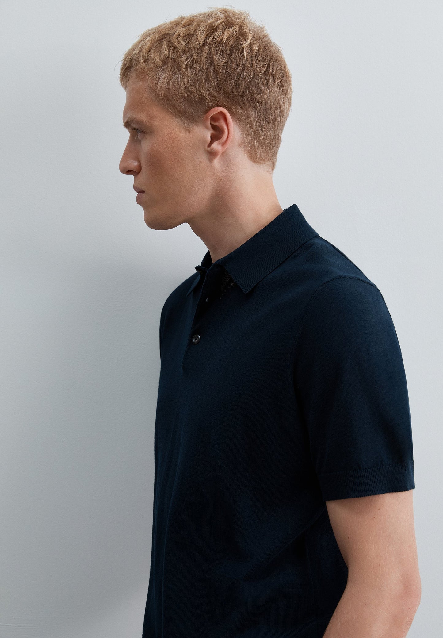 REGULAR FIT TEXTURED POLO SHIRT