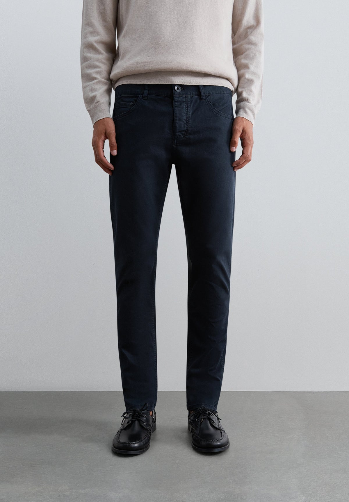 FIVE-POCKET TROUSERS