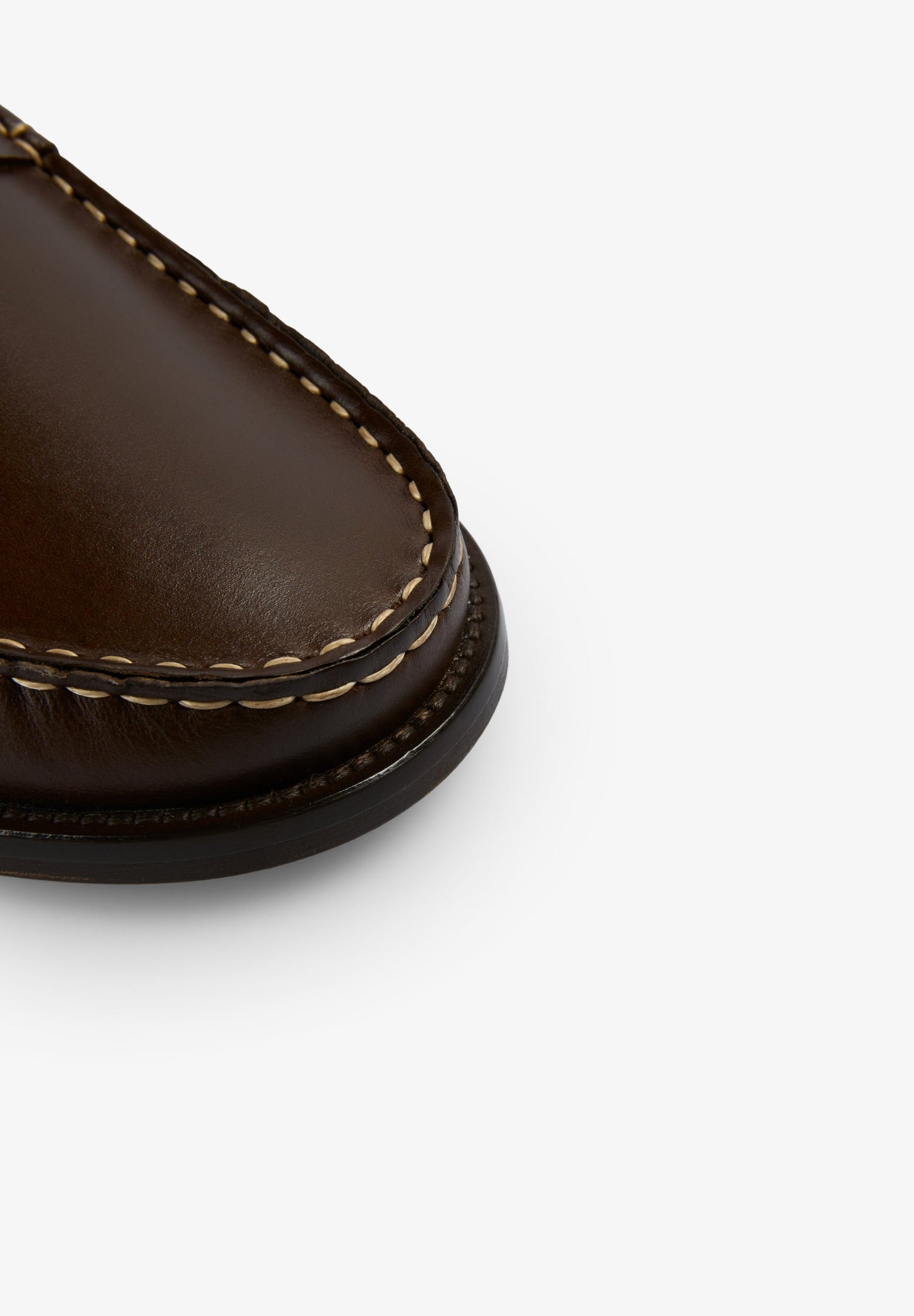 LEATHER LOAFERS WITH CONTRAST STITCHING