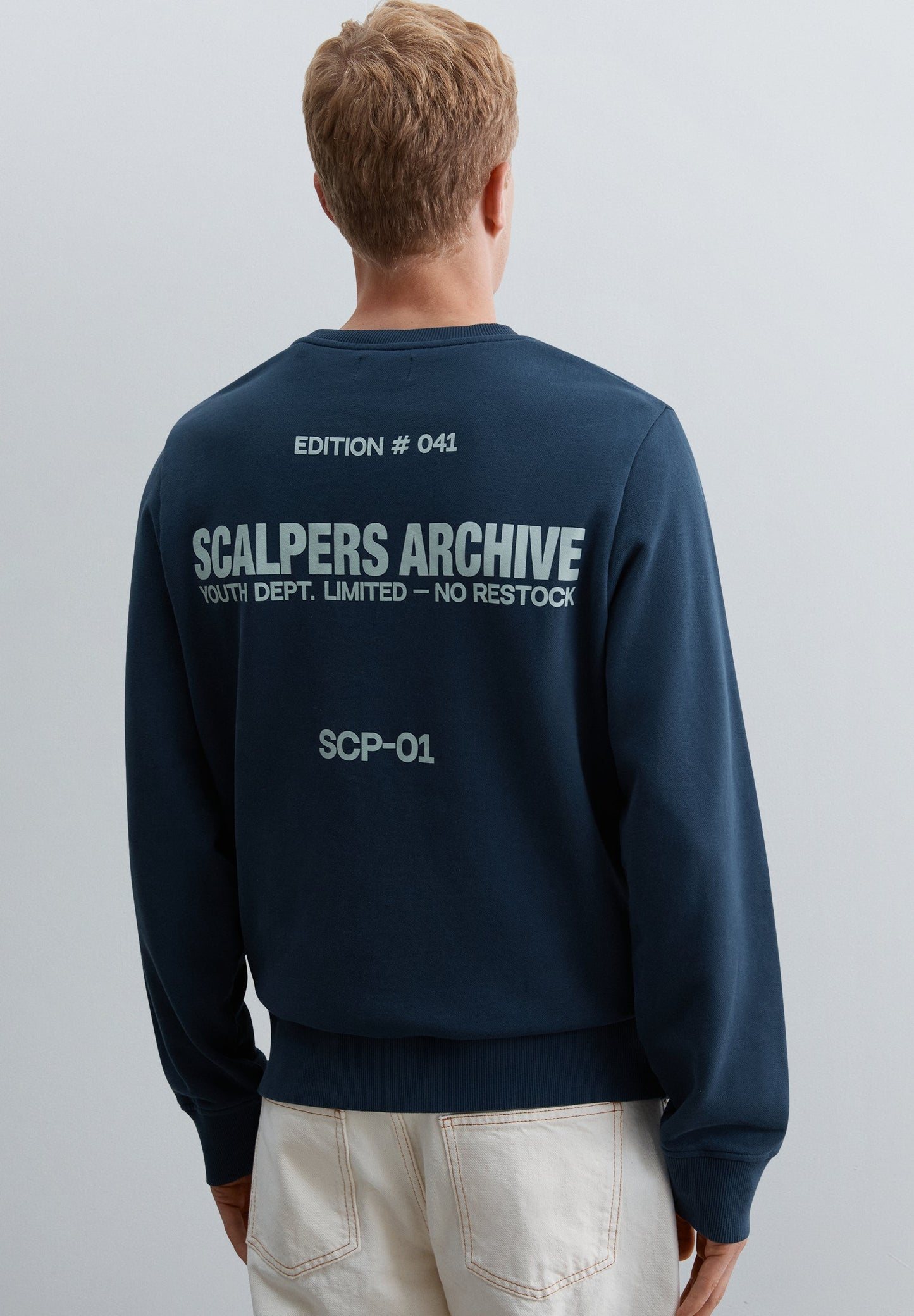 SWEATSHIRT WITH CONTRAST PRINT