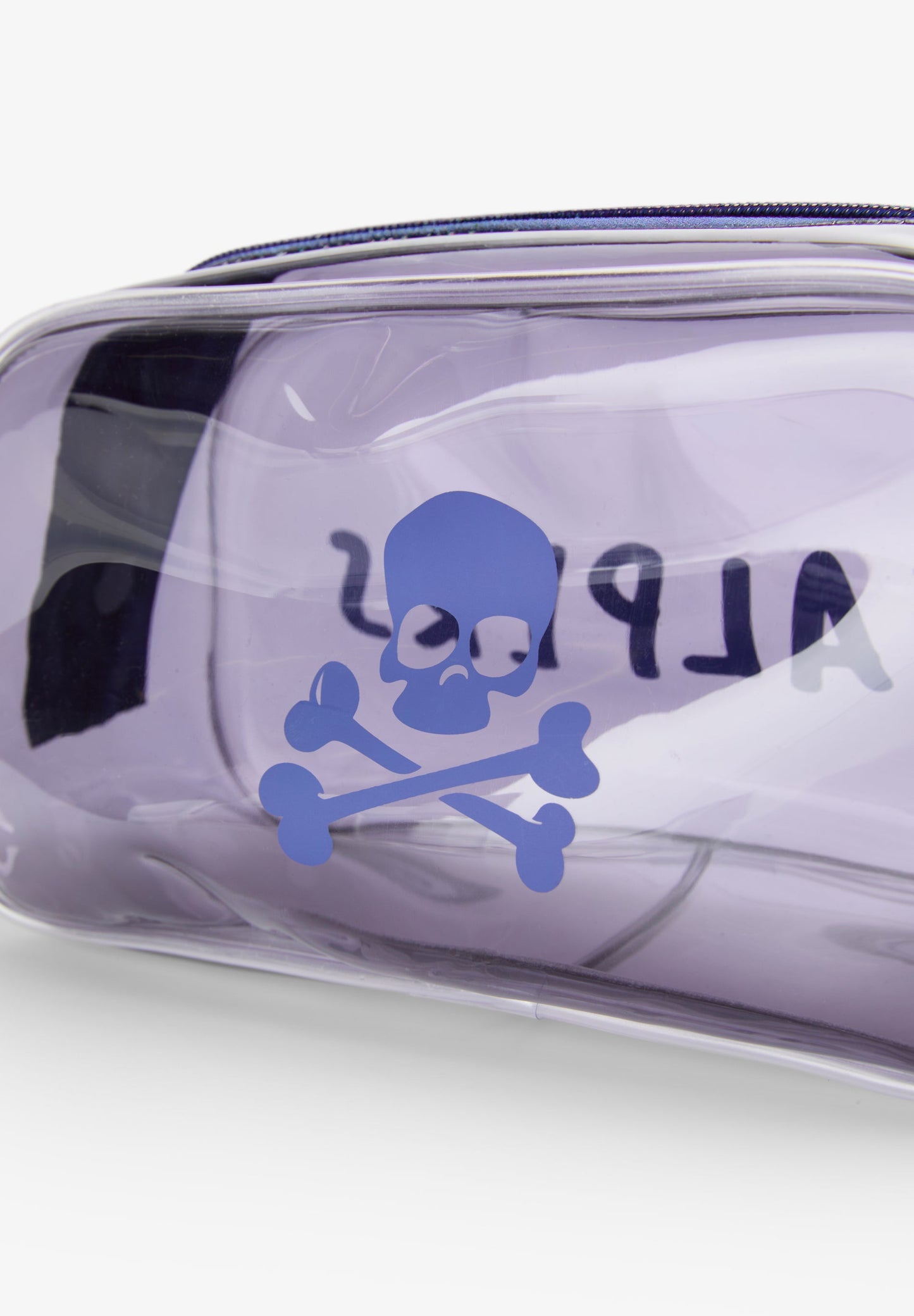TOILETRY BAG WITH TRAVEL SET