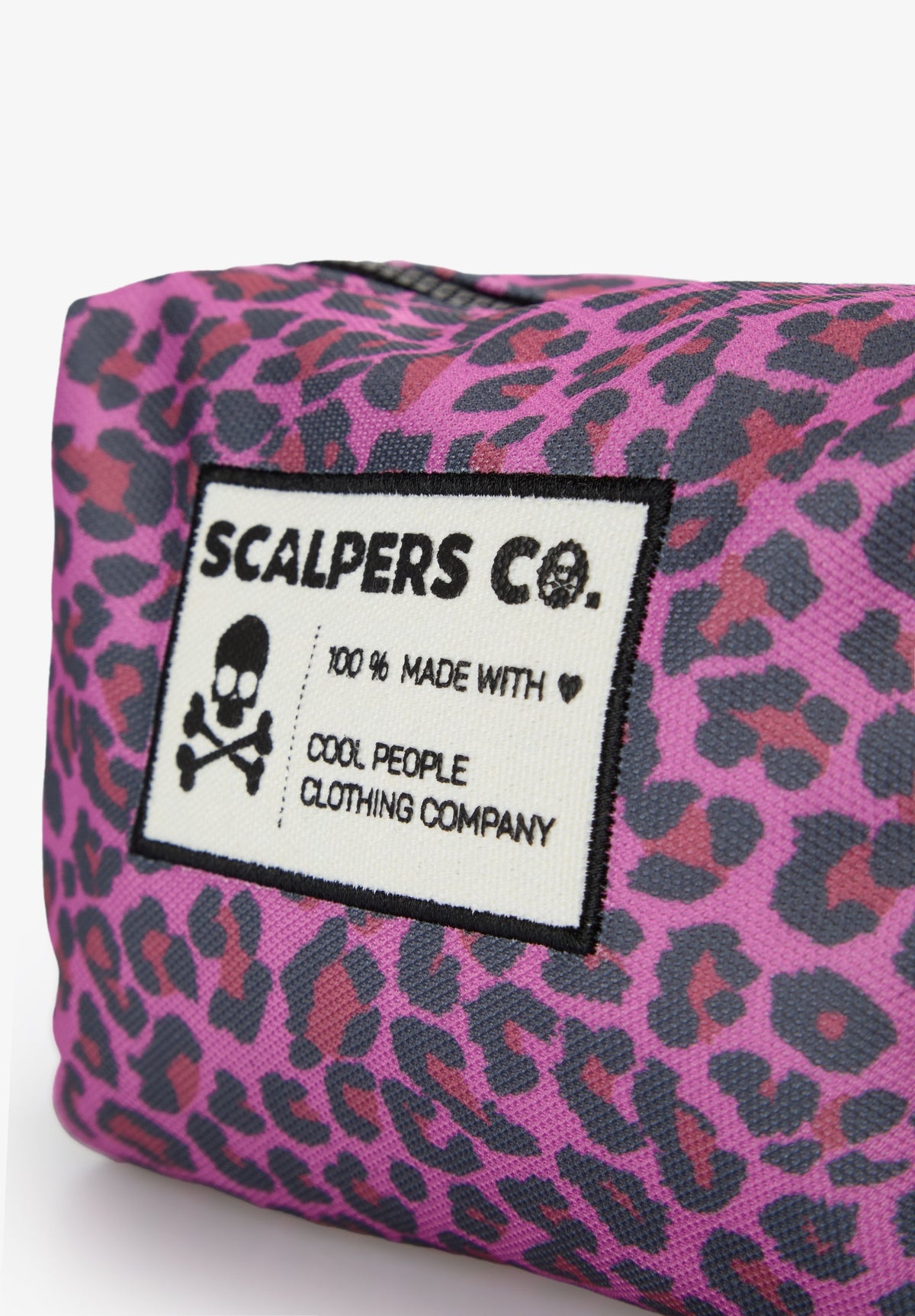 ANIMAL PRINT TOILETRY BAG WITH FRONT PATCH