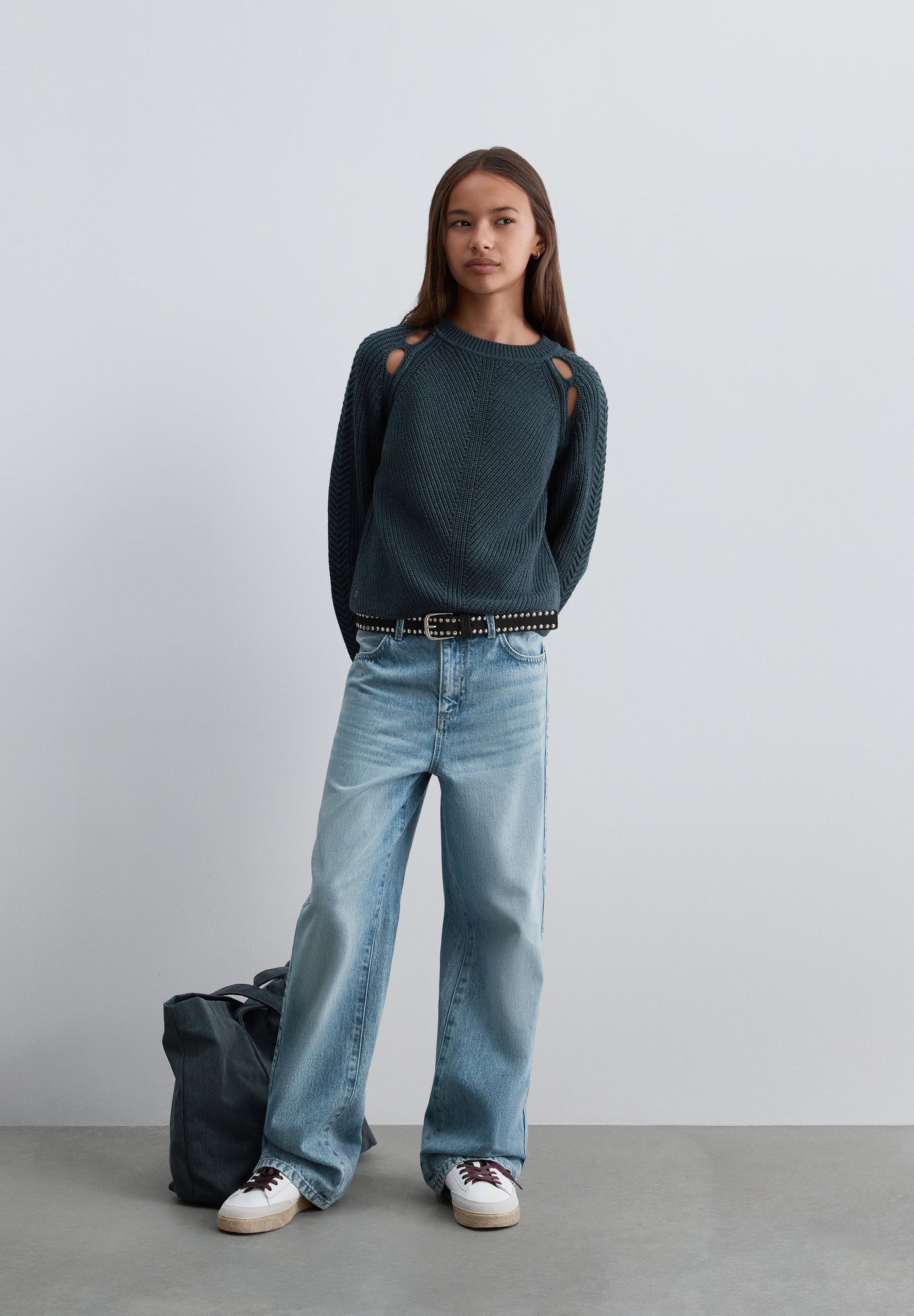 COMBINED KNIT SWEATER WITH CUT-OUTS