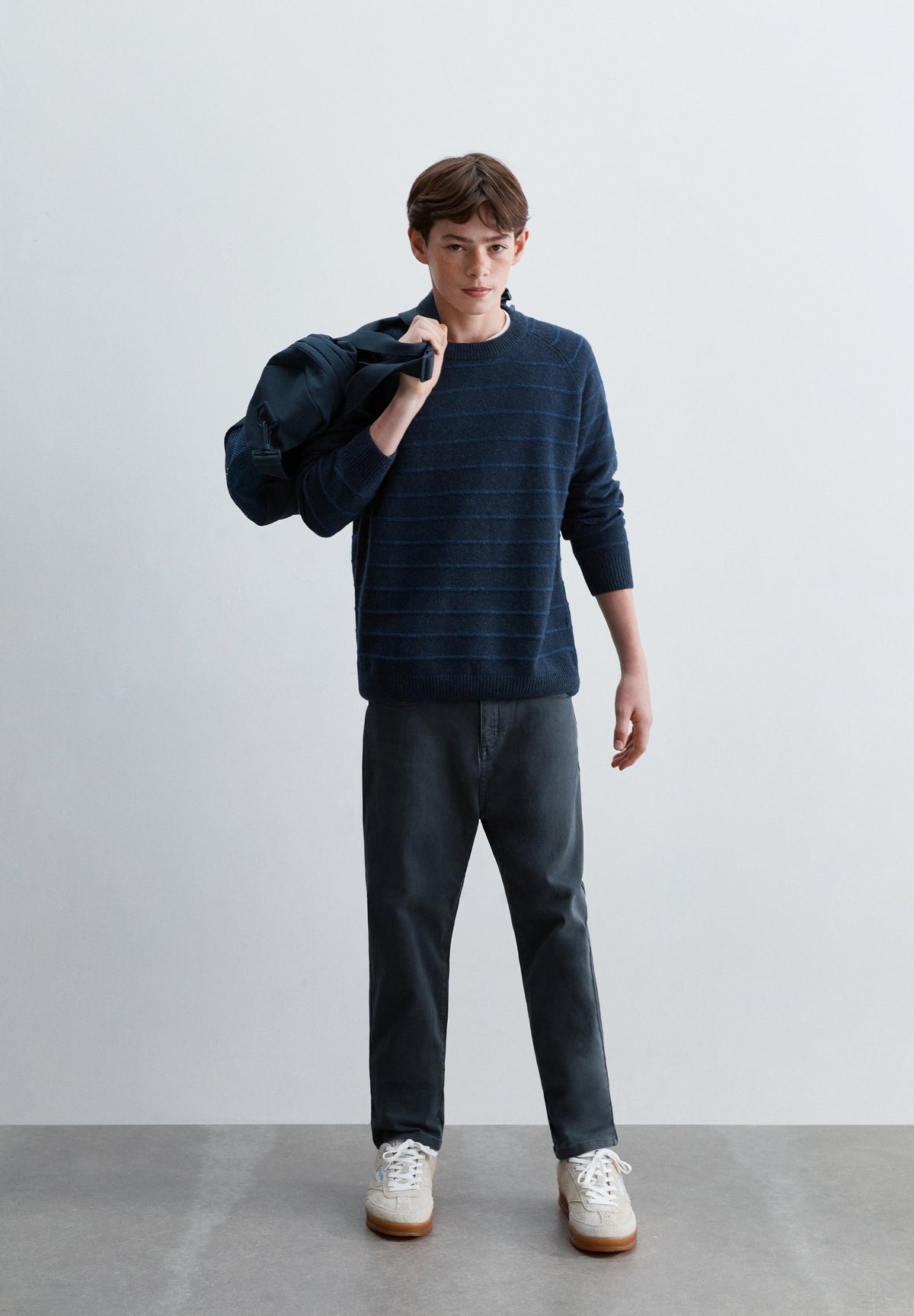 STRIPED FINE KNIT SWEATER