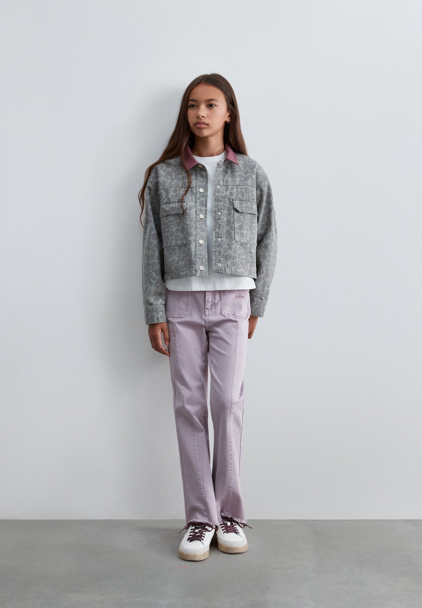 FLARED TROUSERS WITH SEAMS